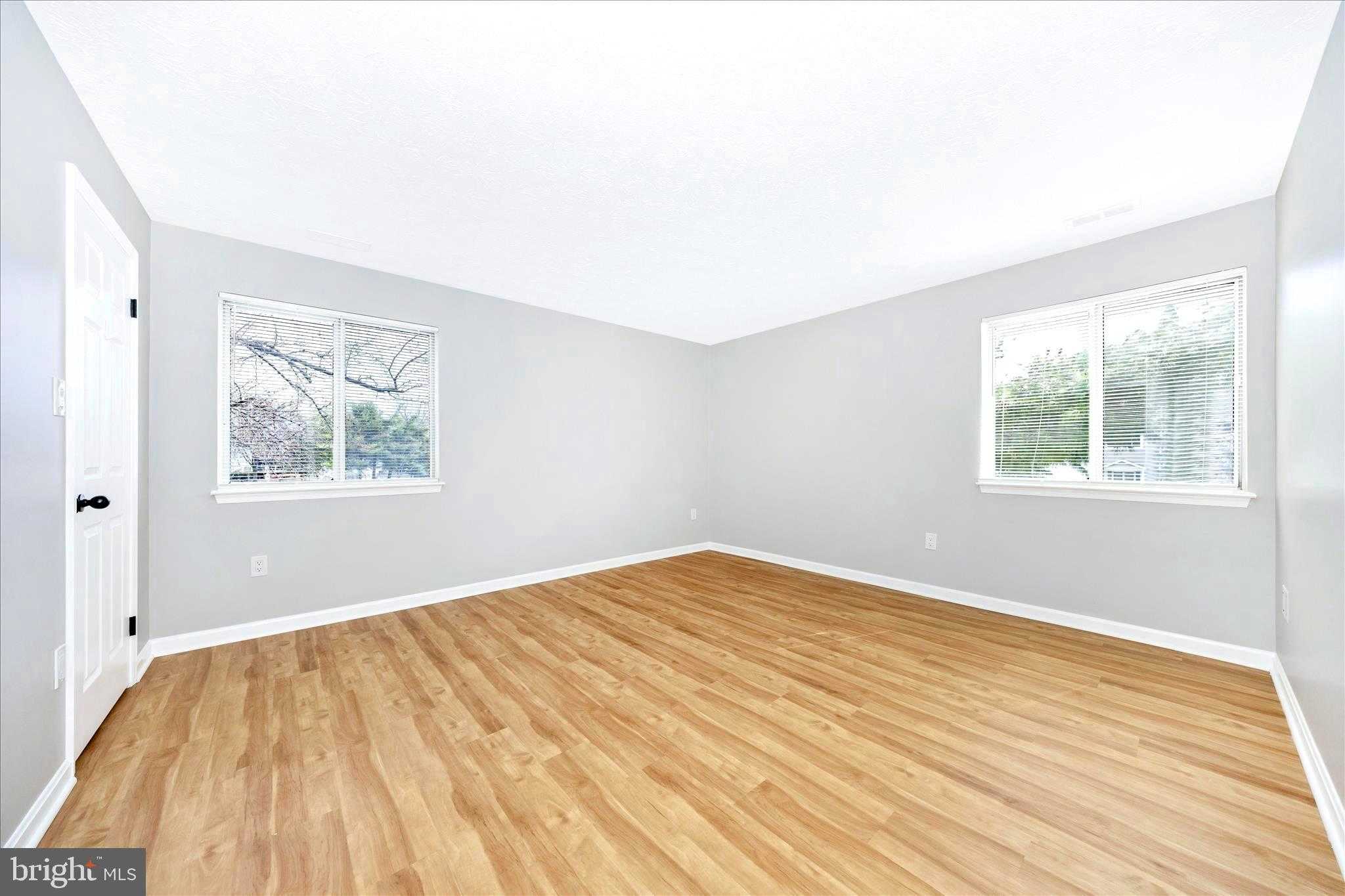 2137 Wainwright CT Unit 1b photo 24