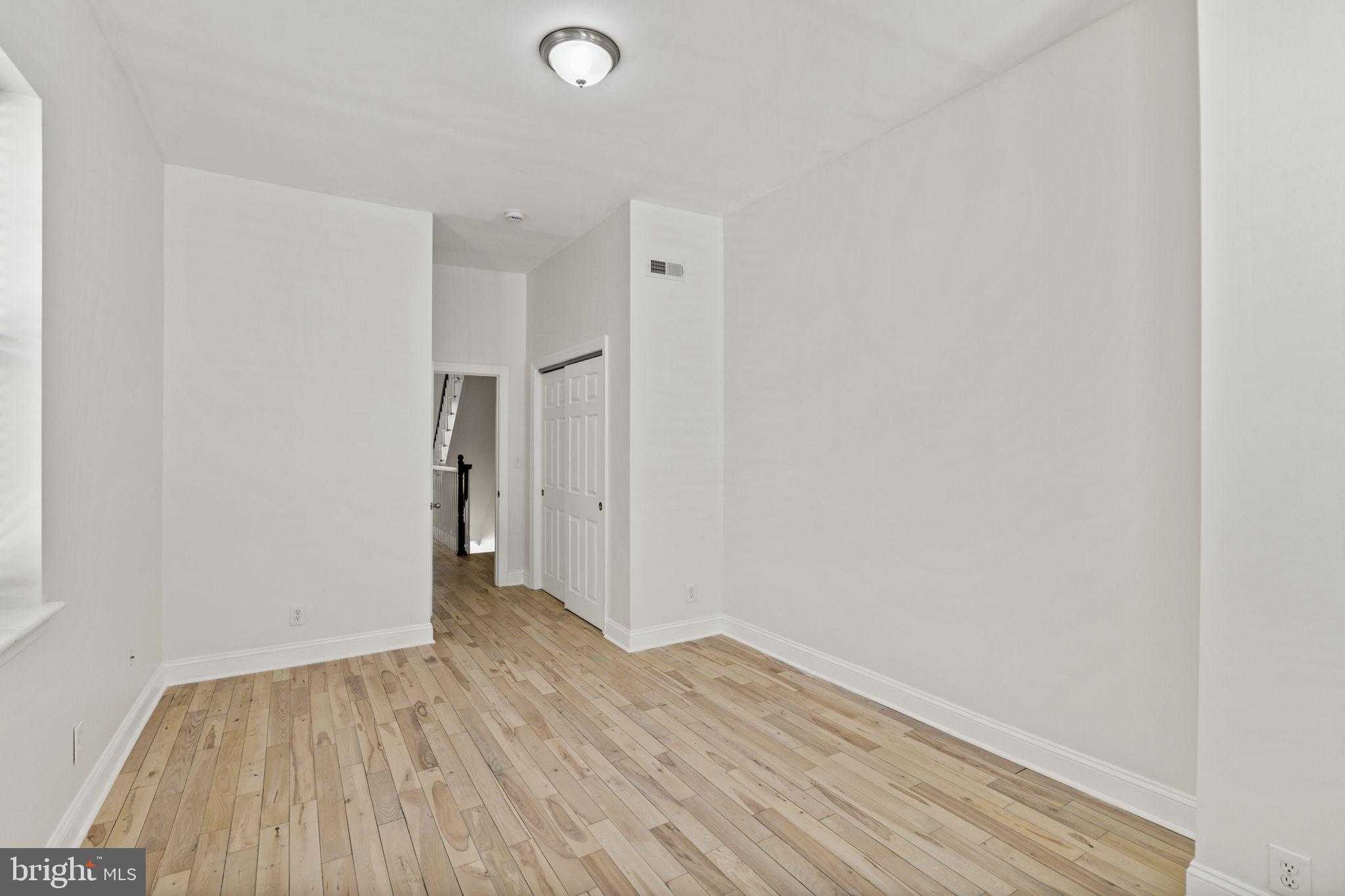 1419 Morris St photo 16