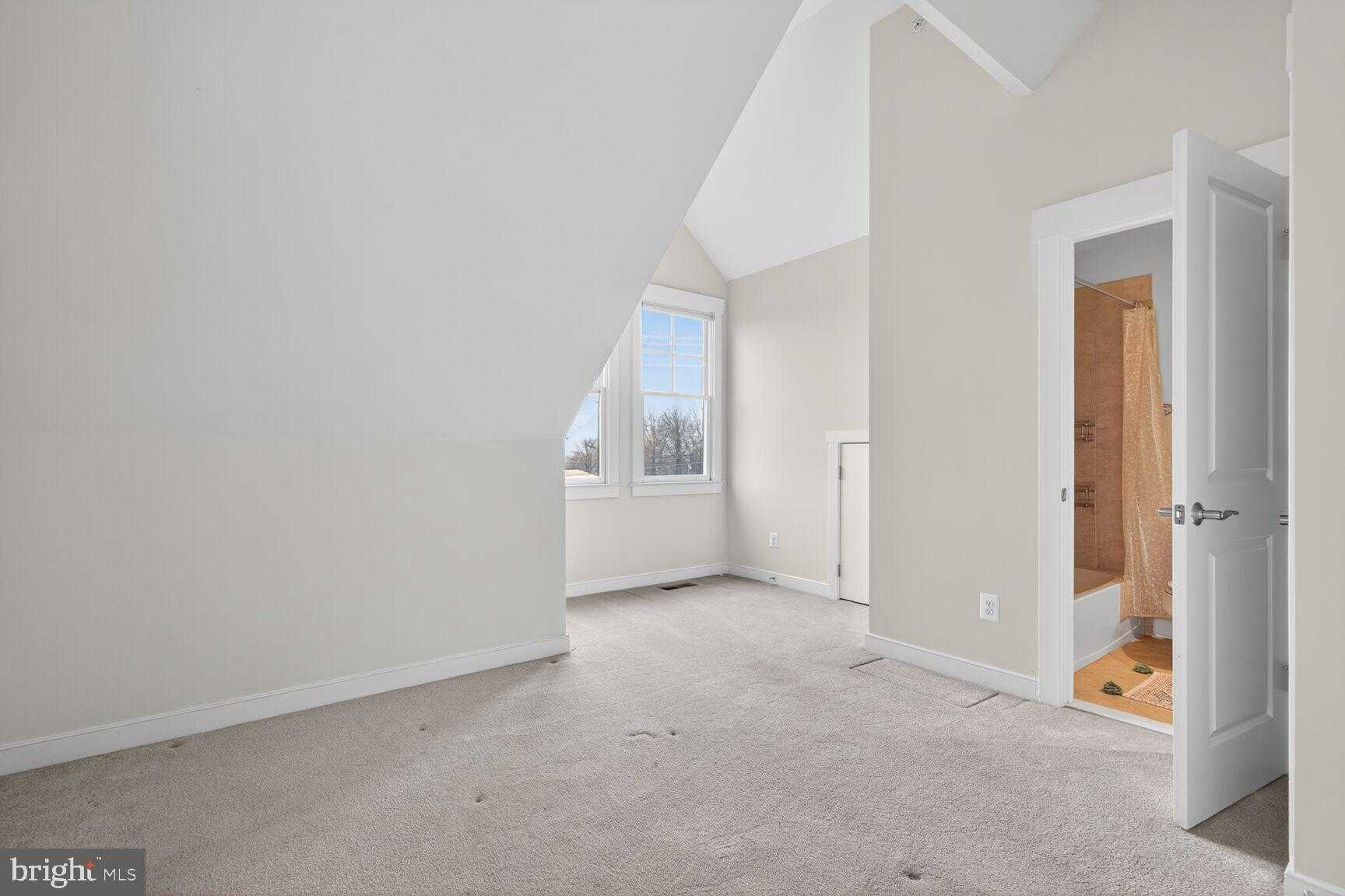 2613 Linden Ln photo 21