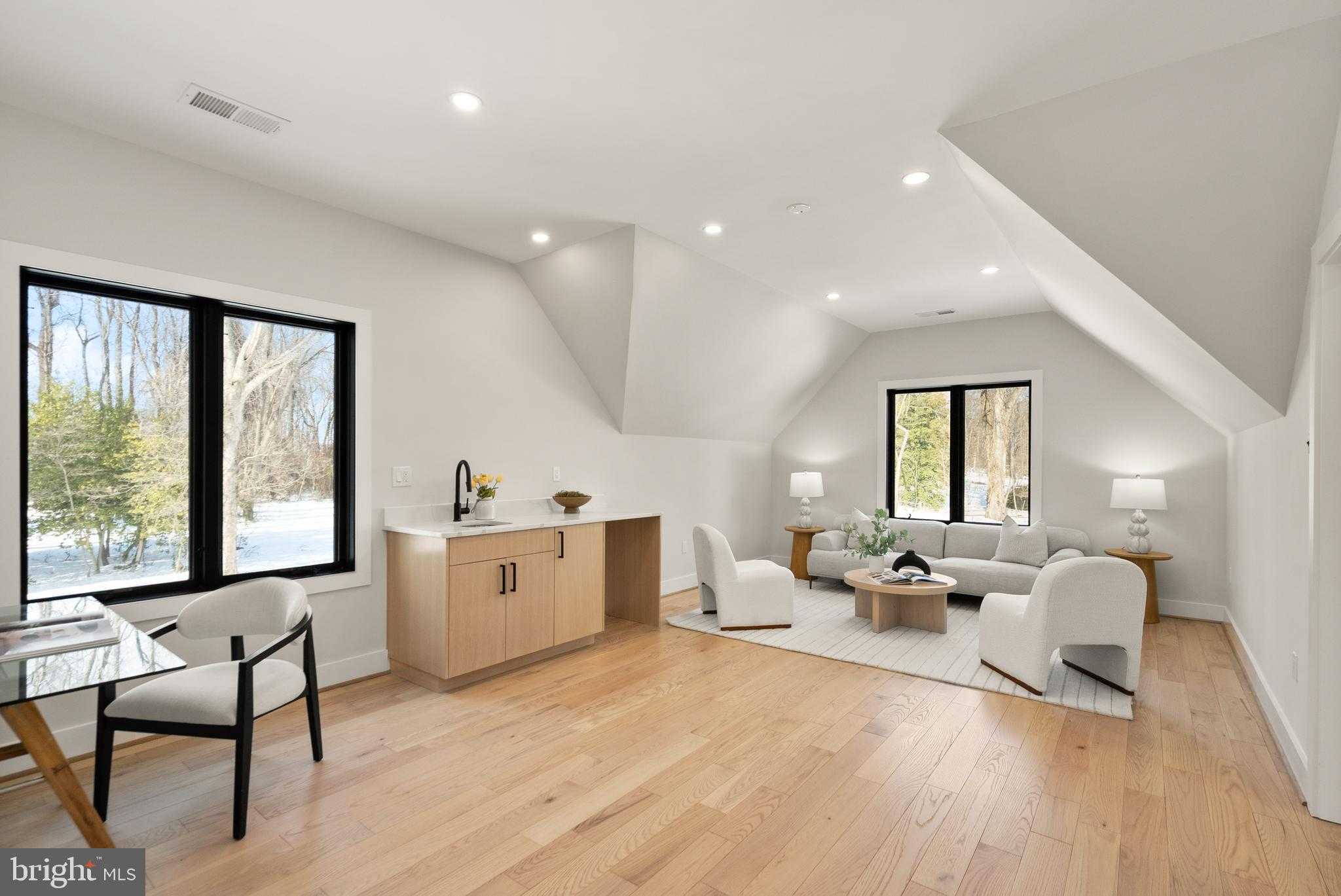 5524 Summit St photo 55