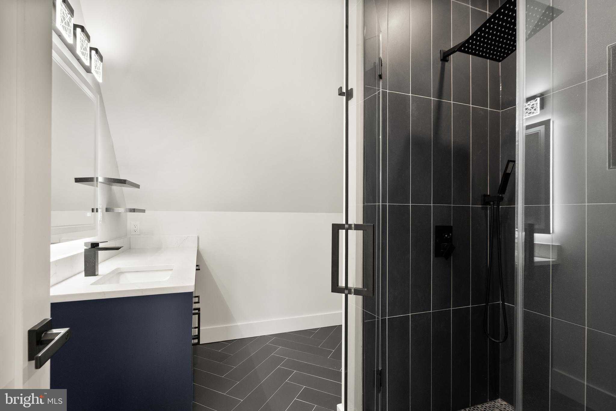 5524 Summit St photo 61