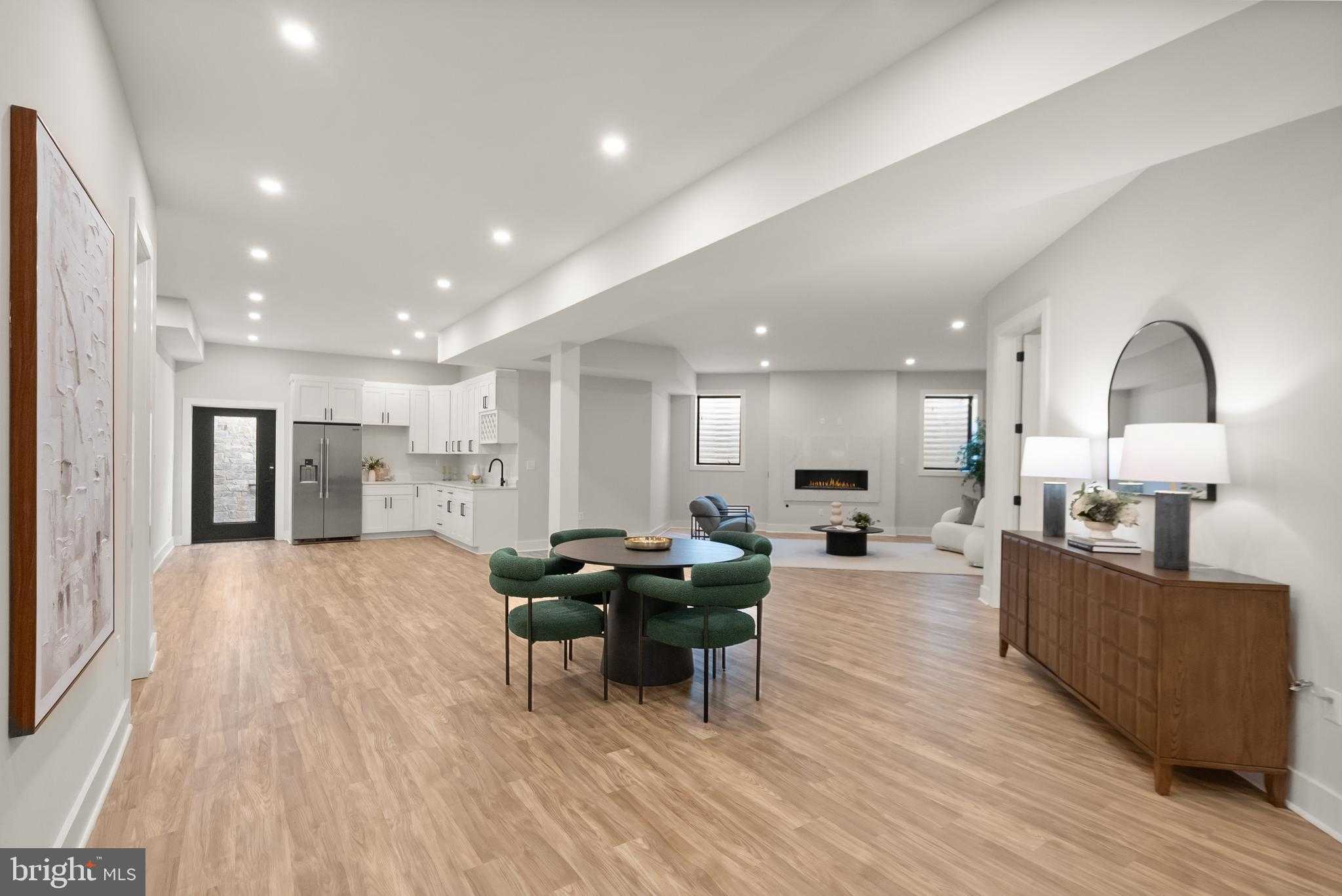 5524 Summit St photo 69