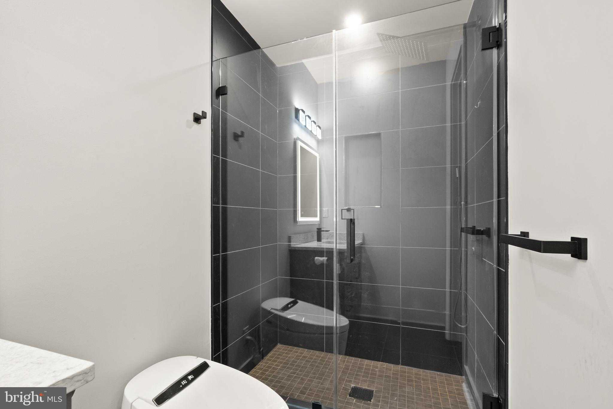 5524 Summit St photo 80