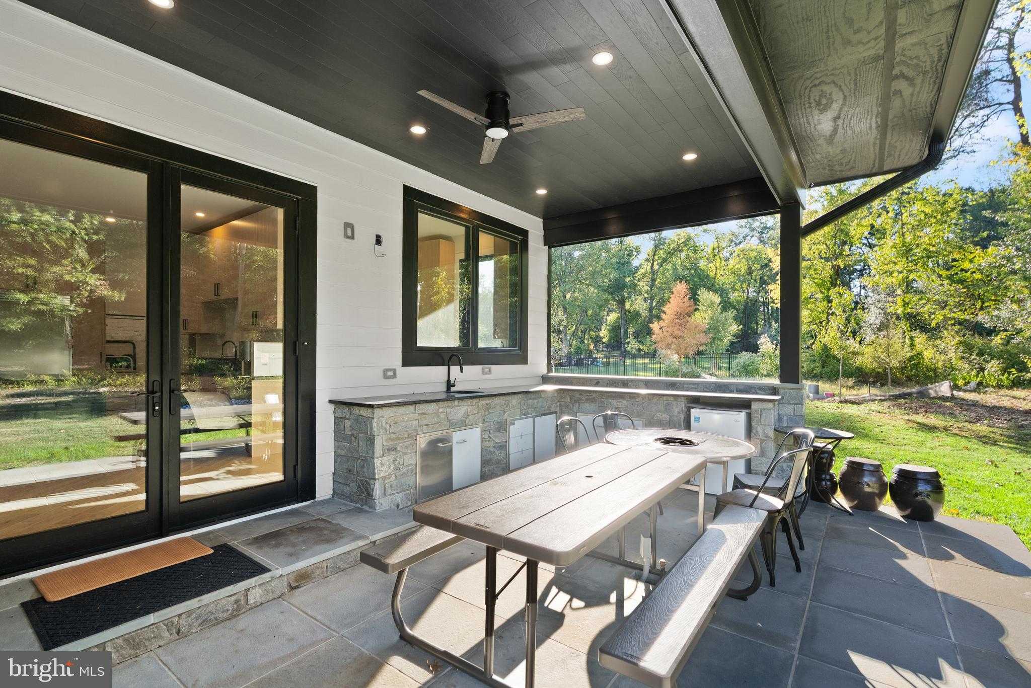 5524 Summit St photo 84