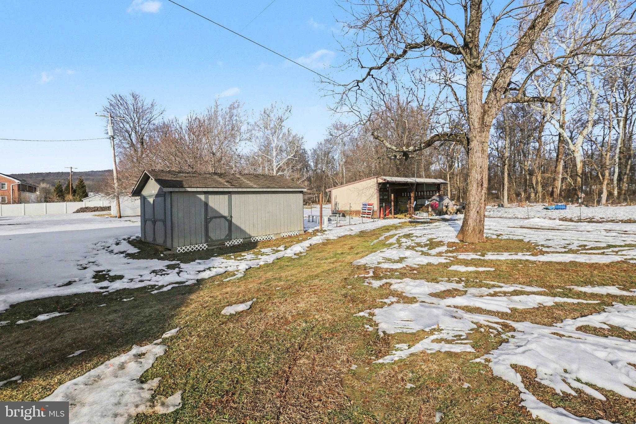 15731 Smith Rd photo 37