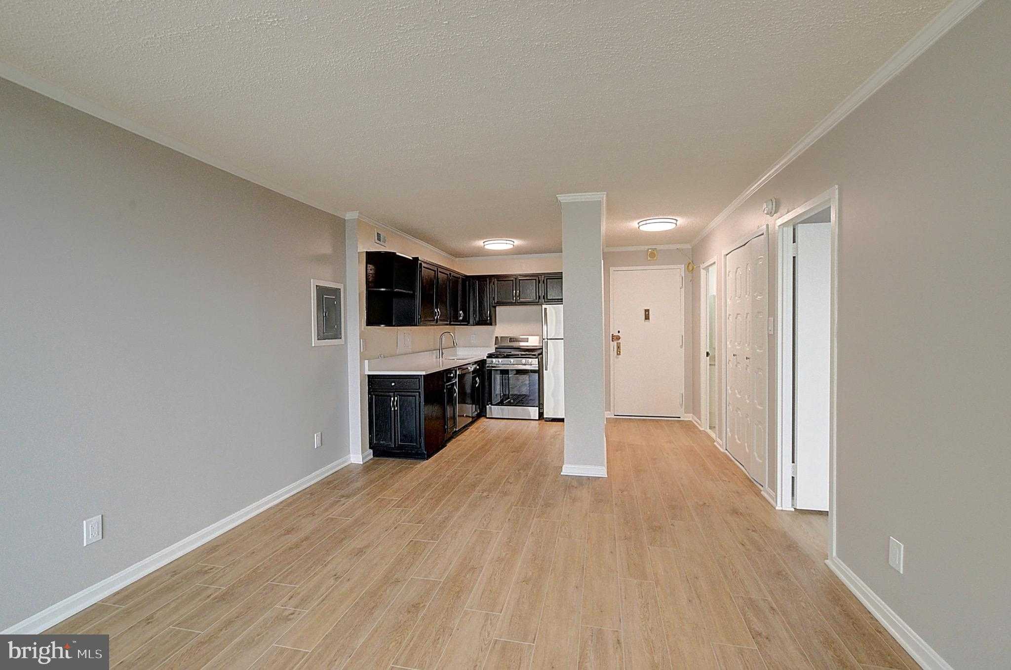 5225 Pooks Hill Rd Apt 1005s, Bethesda