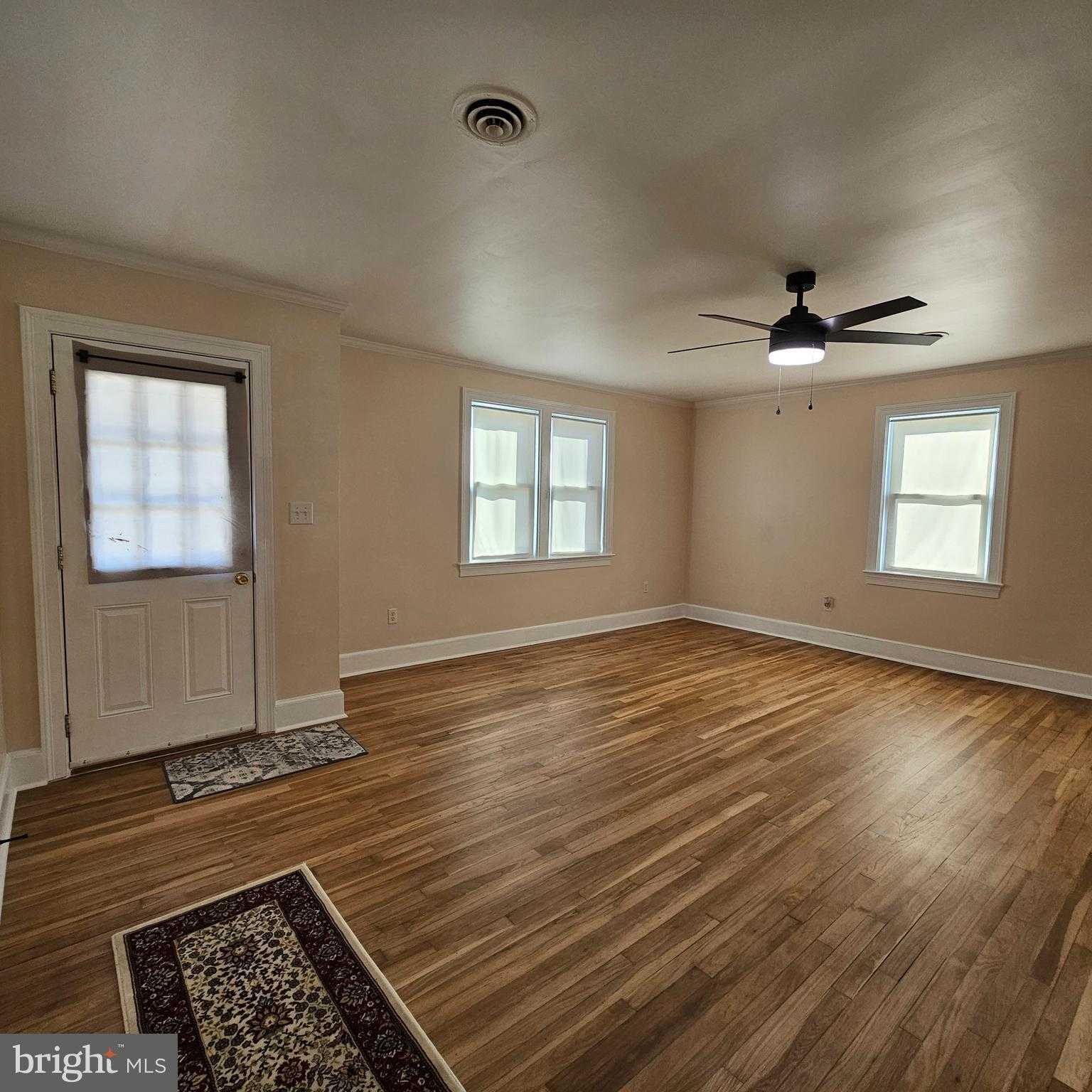 801 N Washington St photo 3