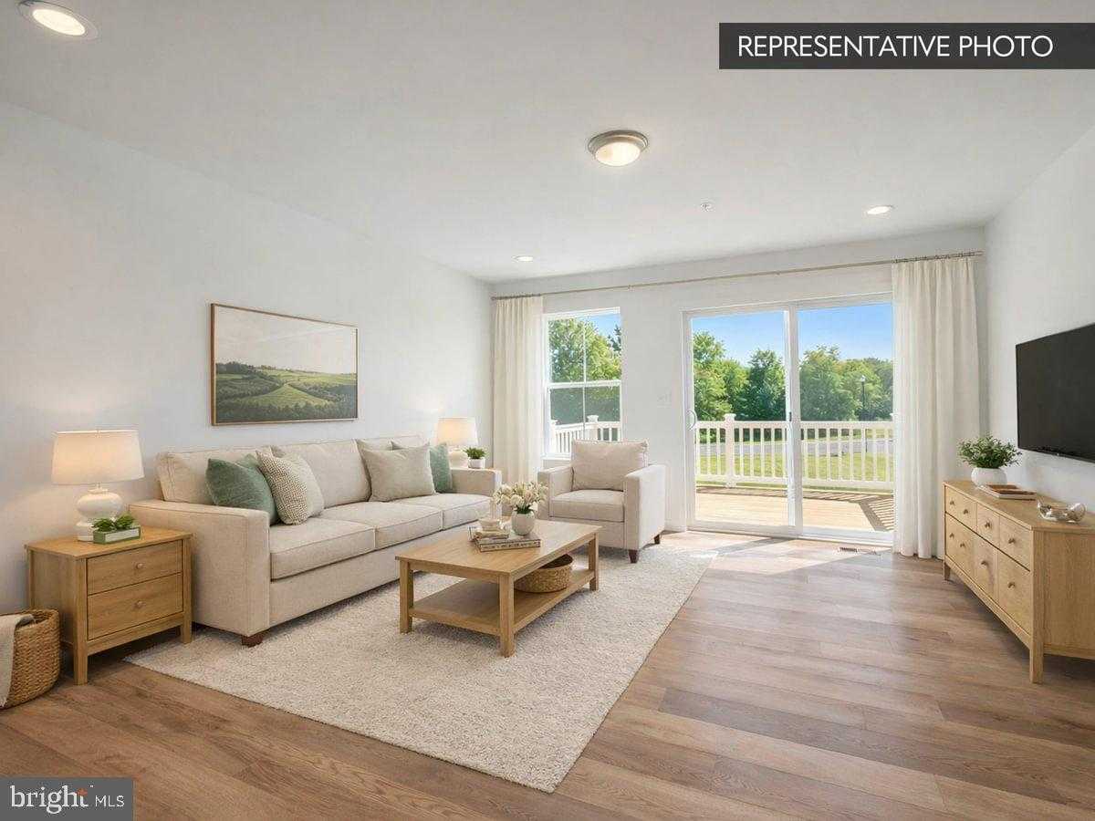 14 Julian Dr photo 3