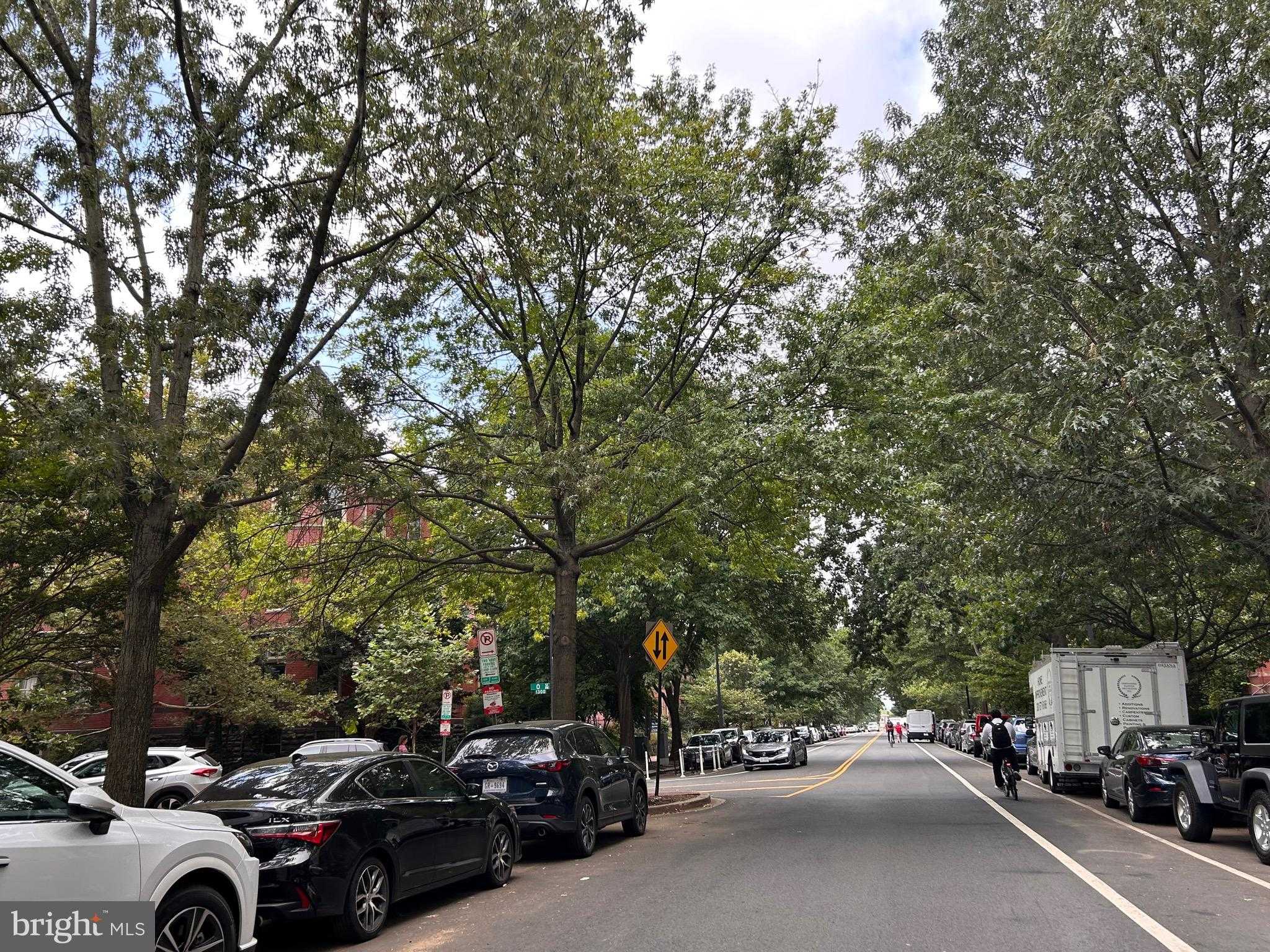 1239 Vermont Ave NW Apt 204 photo 37