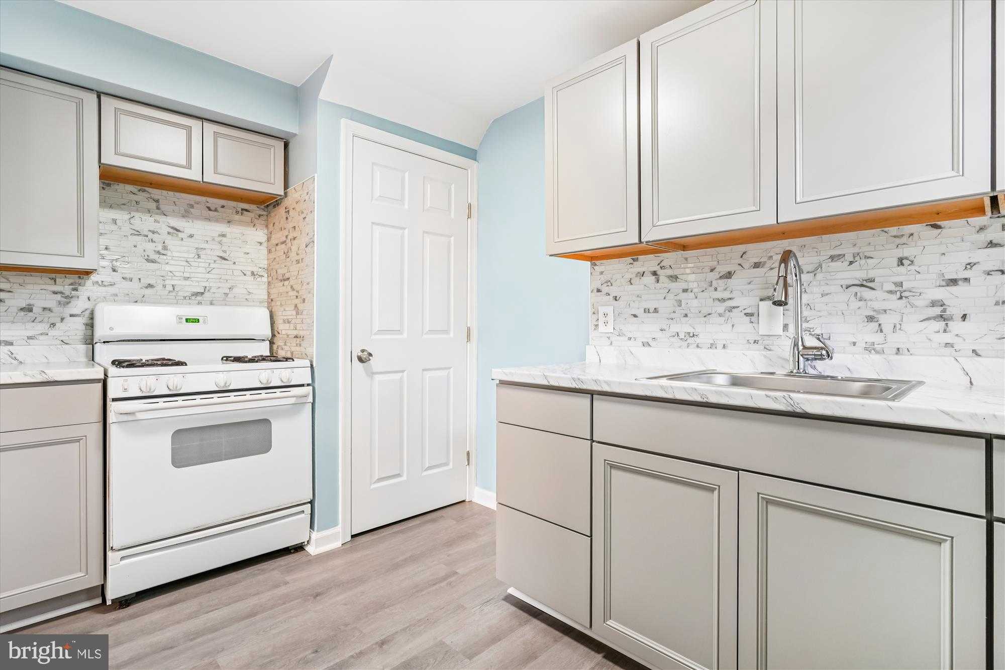 3218 Dallas Dr photo 7