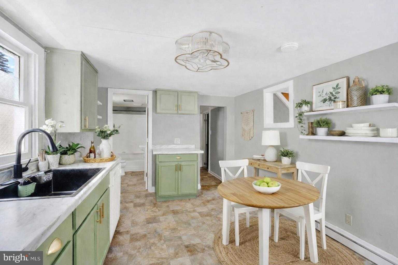 147 Maple St photo 33