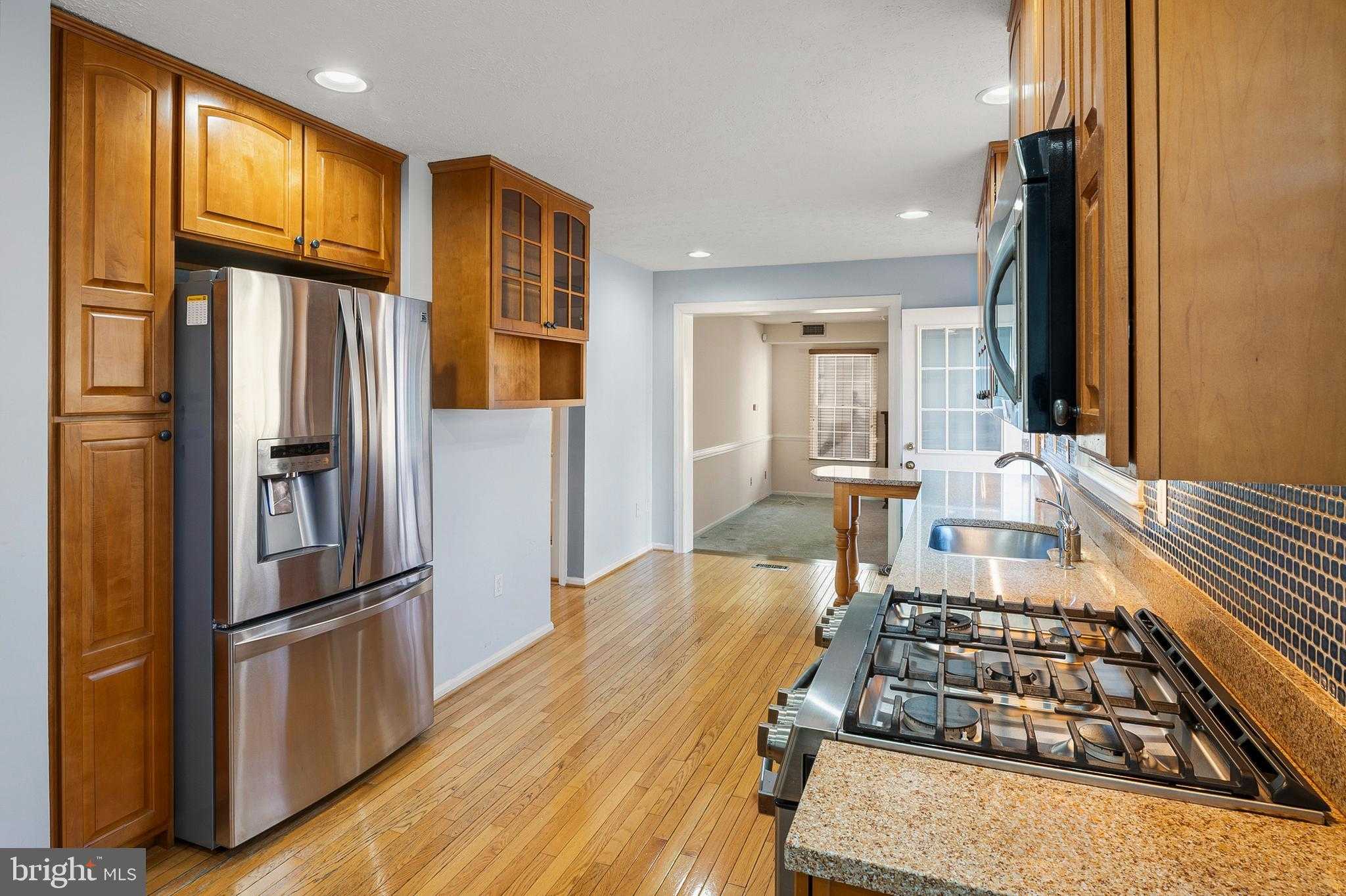 8416 Braddock Way photo 11