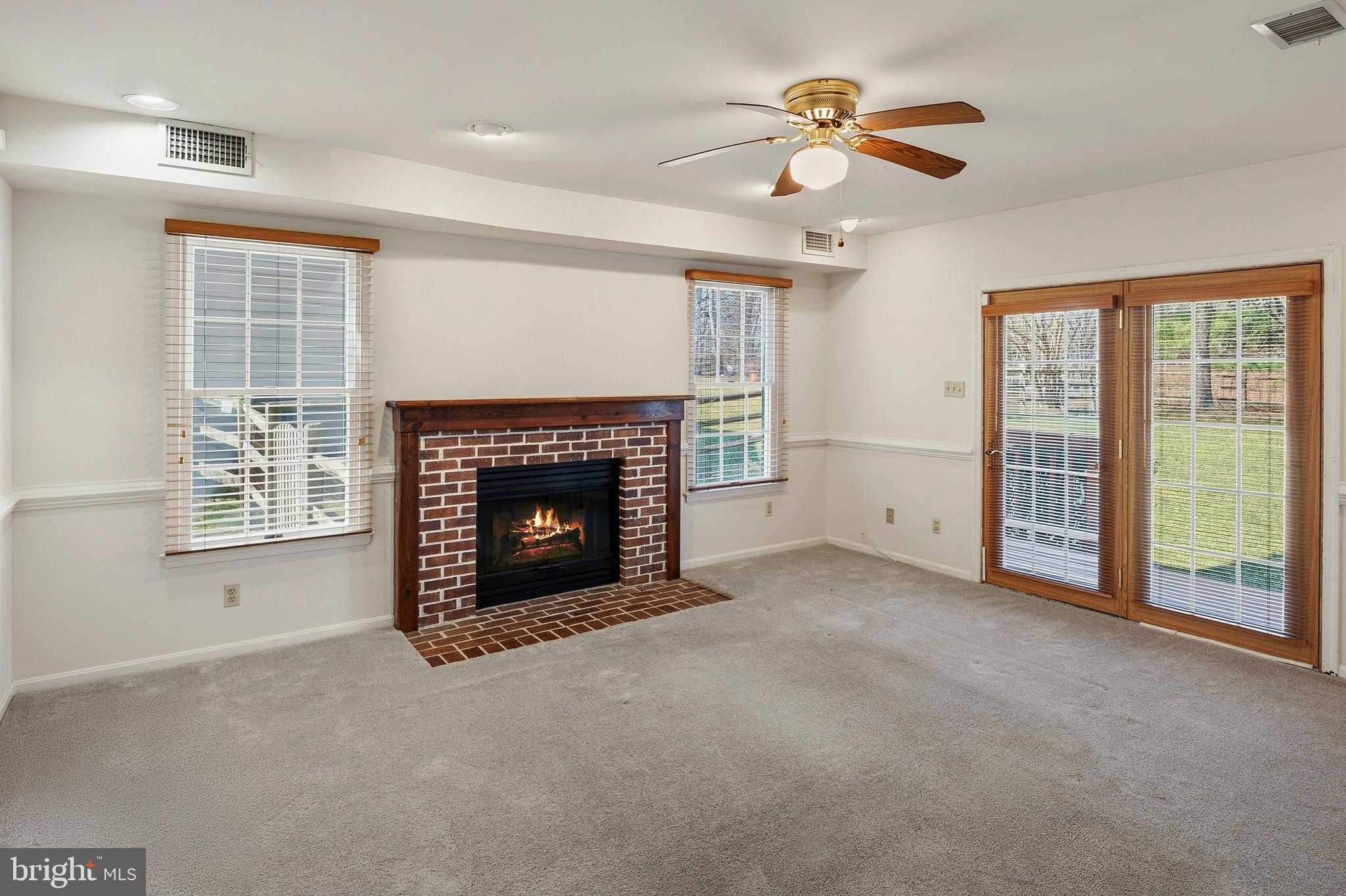 8416 Braddock Way photo 13