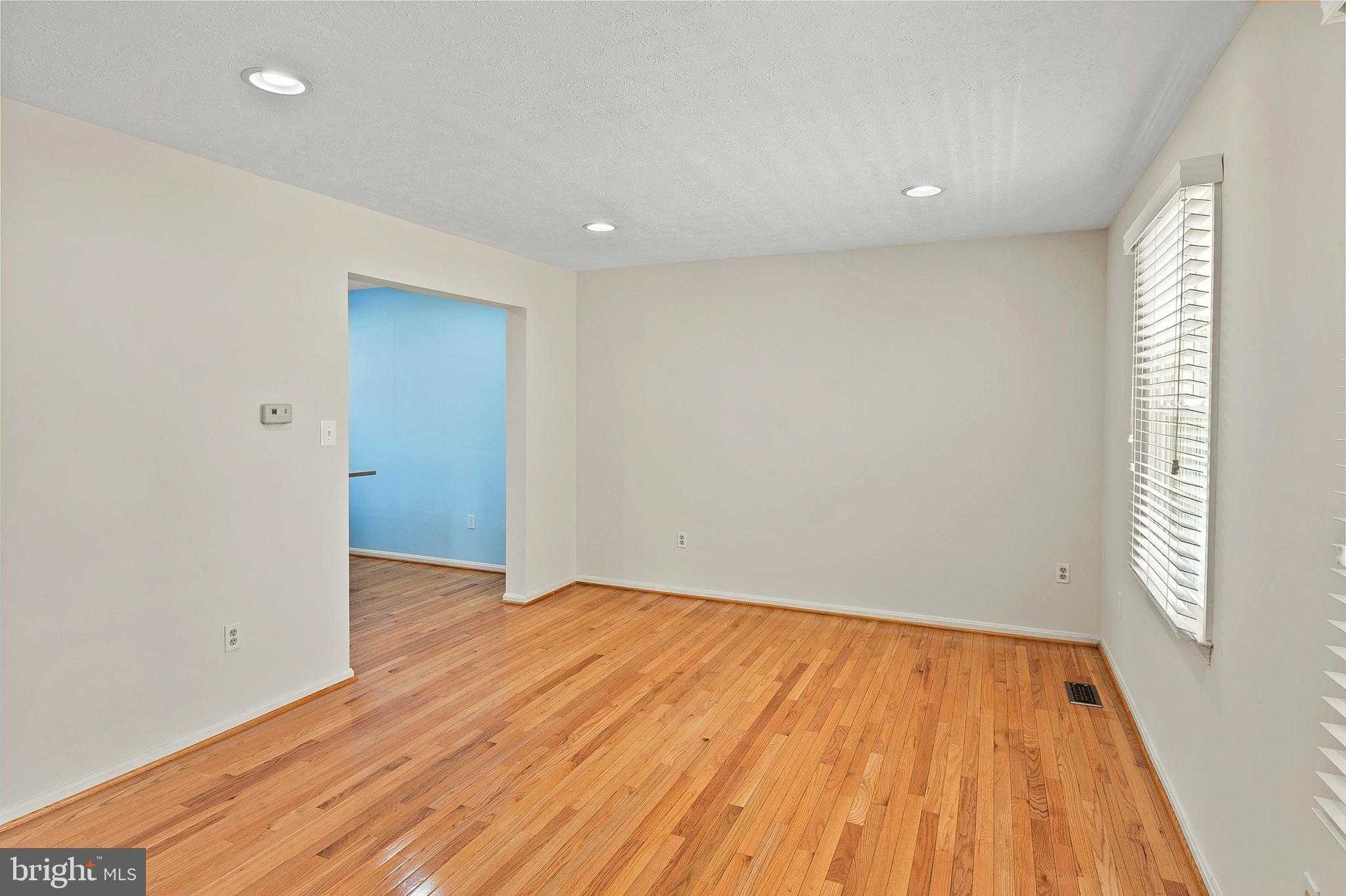 8416 Braddock Way photo 7