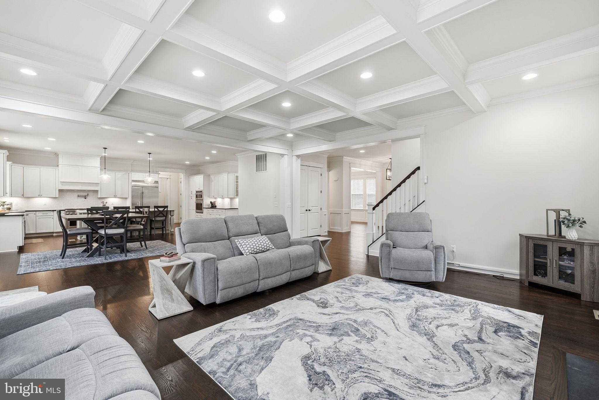 2867 Hill Rd photo 20