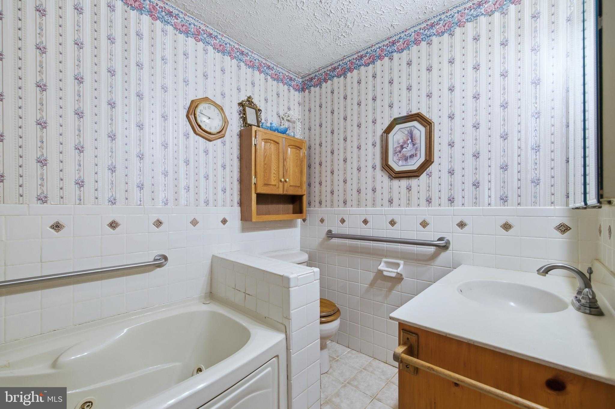 455 Woodside Dr photo 22