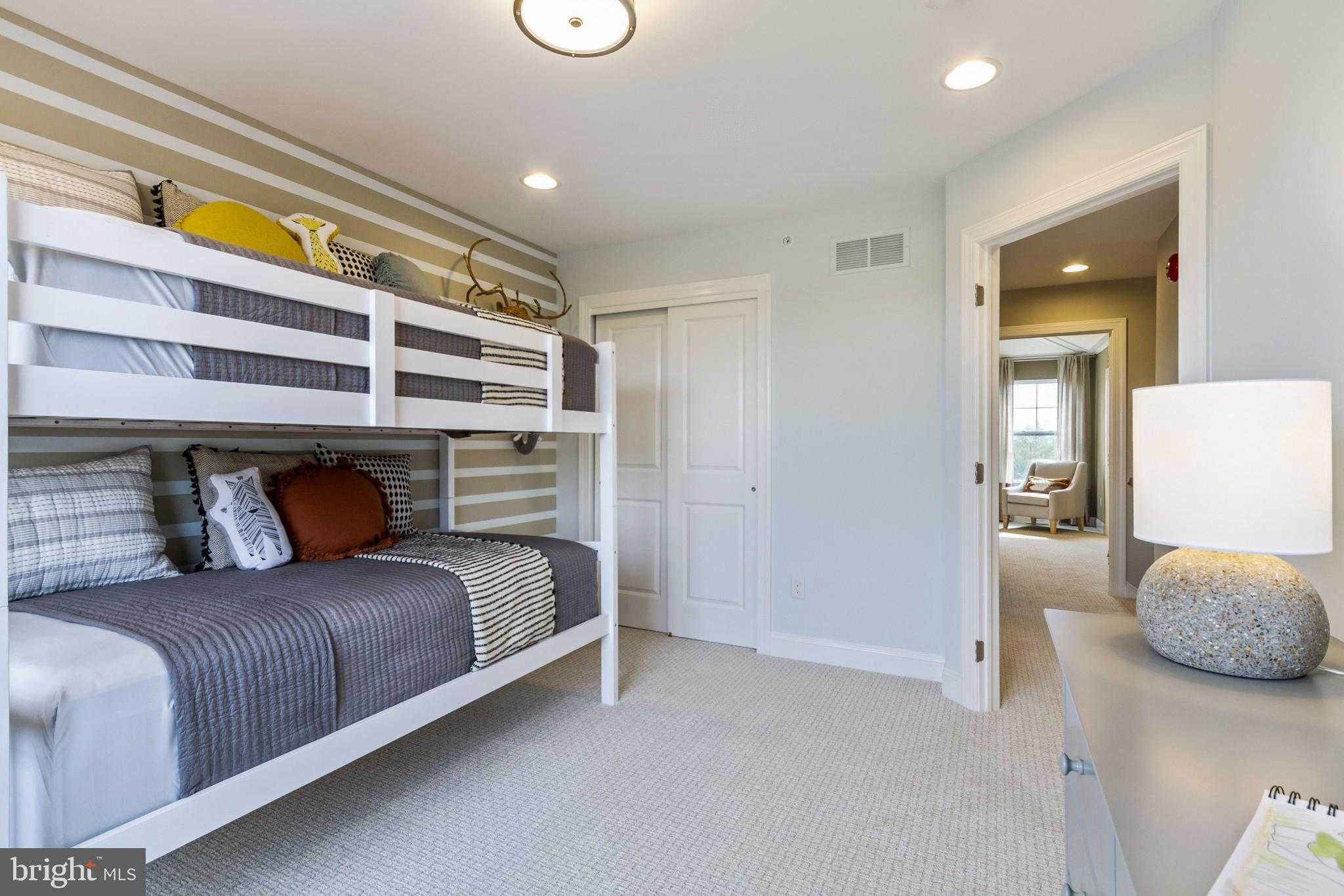 2 Jamison St photo 31