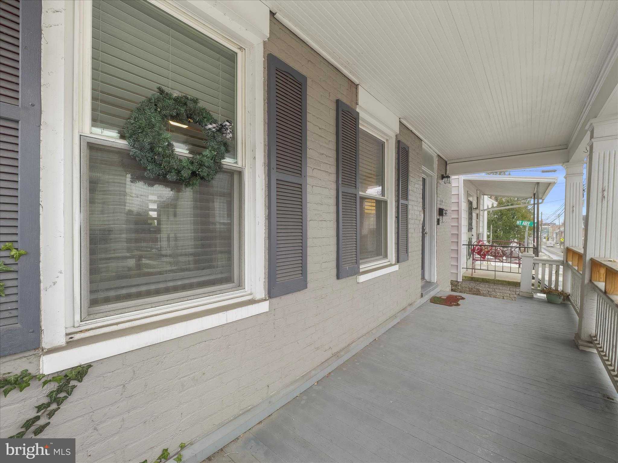 133 N Church St photo 5