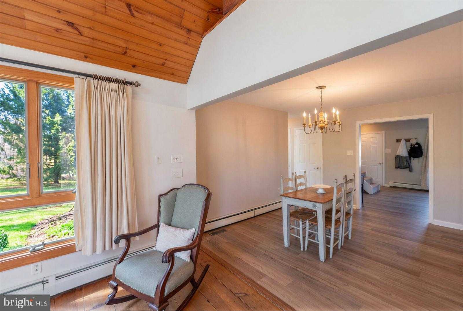 124 Columbia Dr photo 41