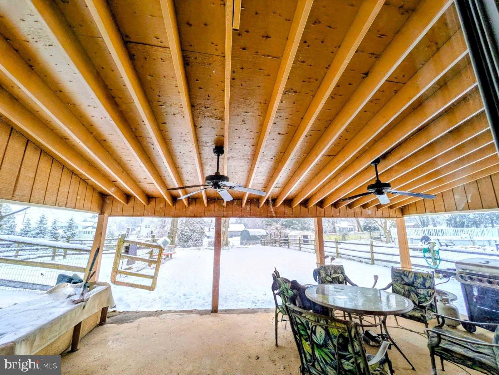 786 Boxwood Dr photo 22