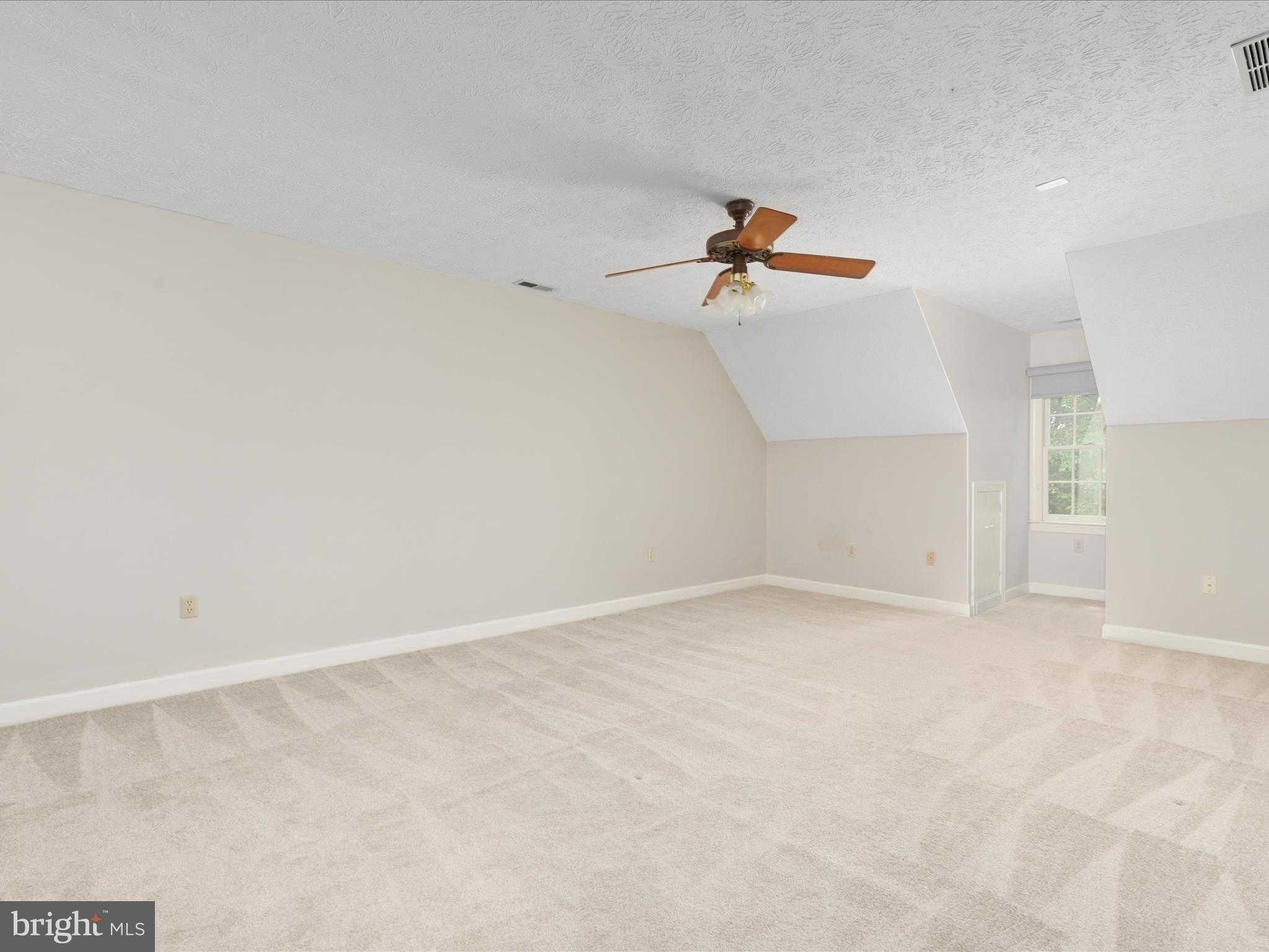 769 Seldon Dr photo 20