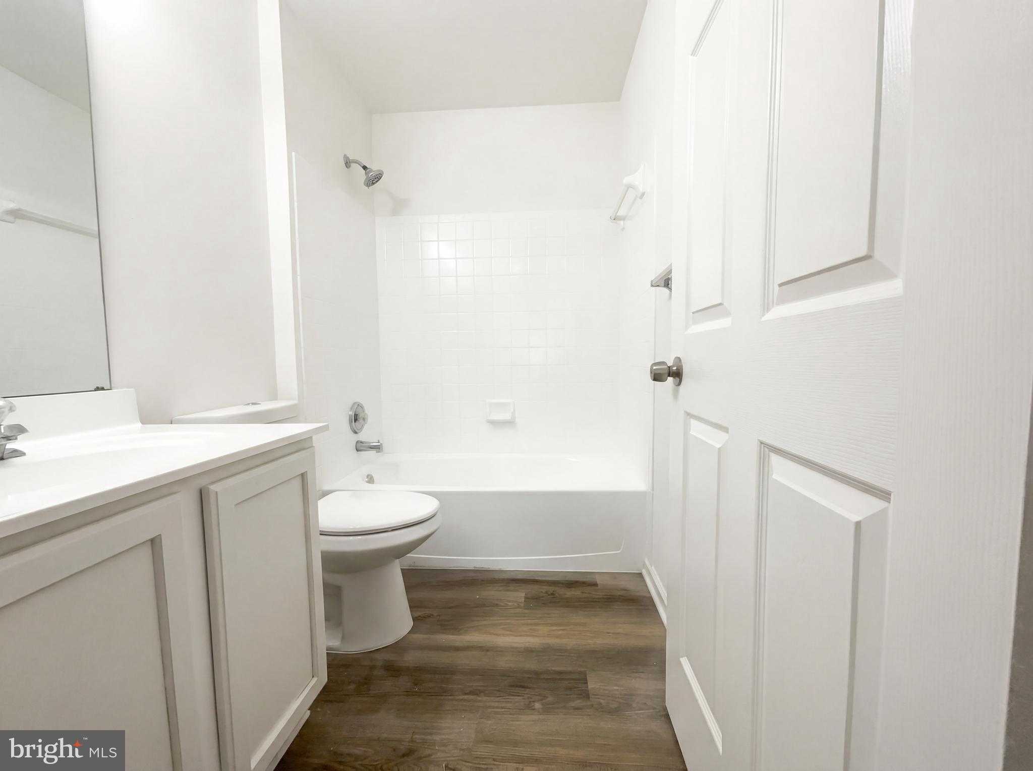 8813 Della Ln photo 25