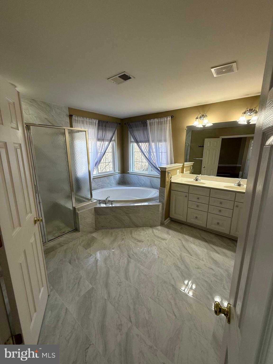 173 Autumn Wind CT photo 34