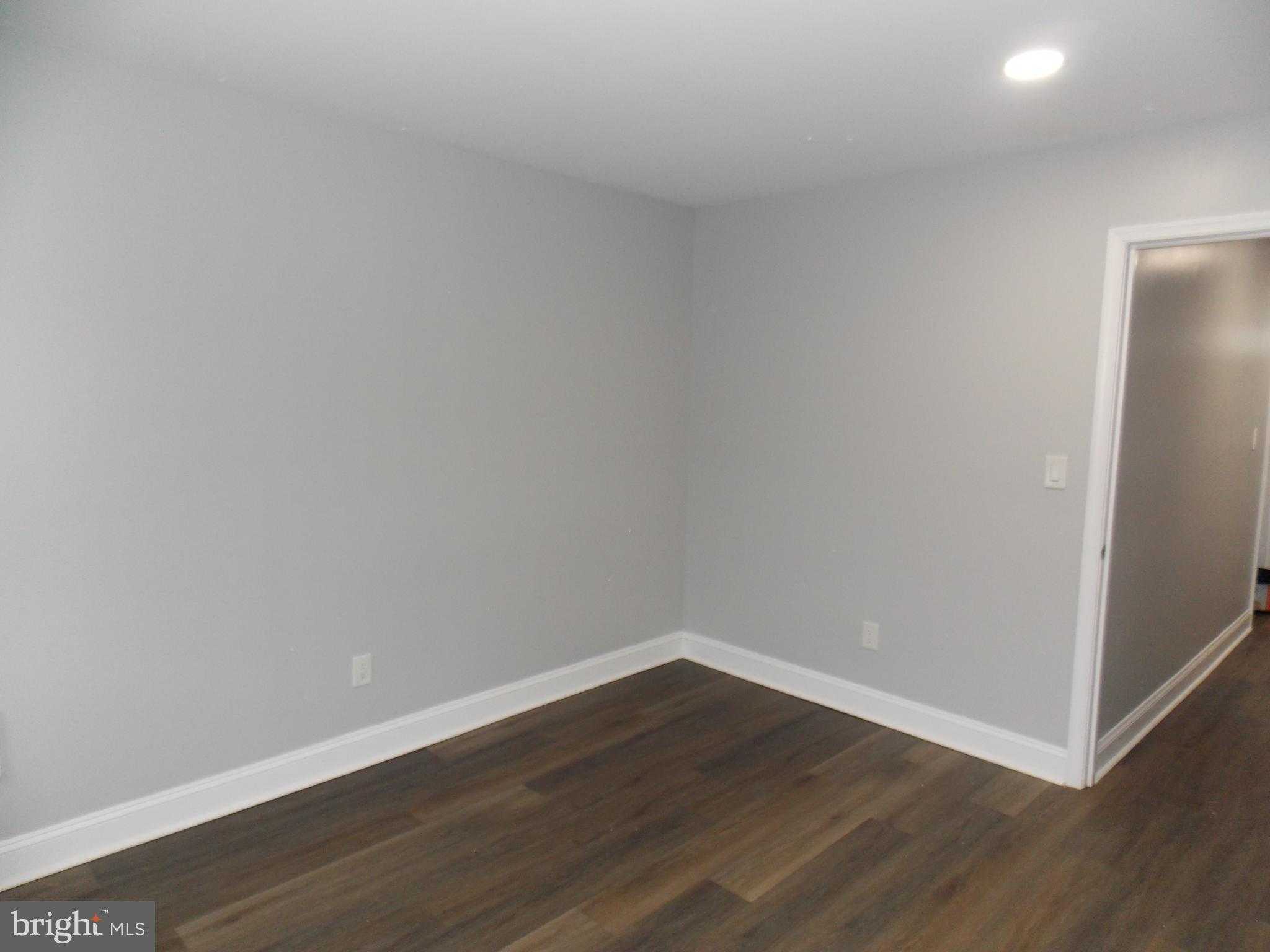 2416 N Orkney St photo 18