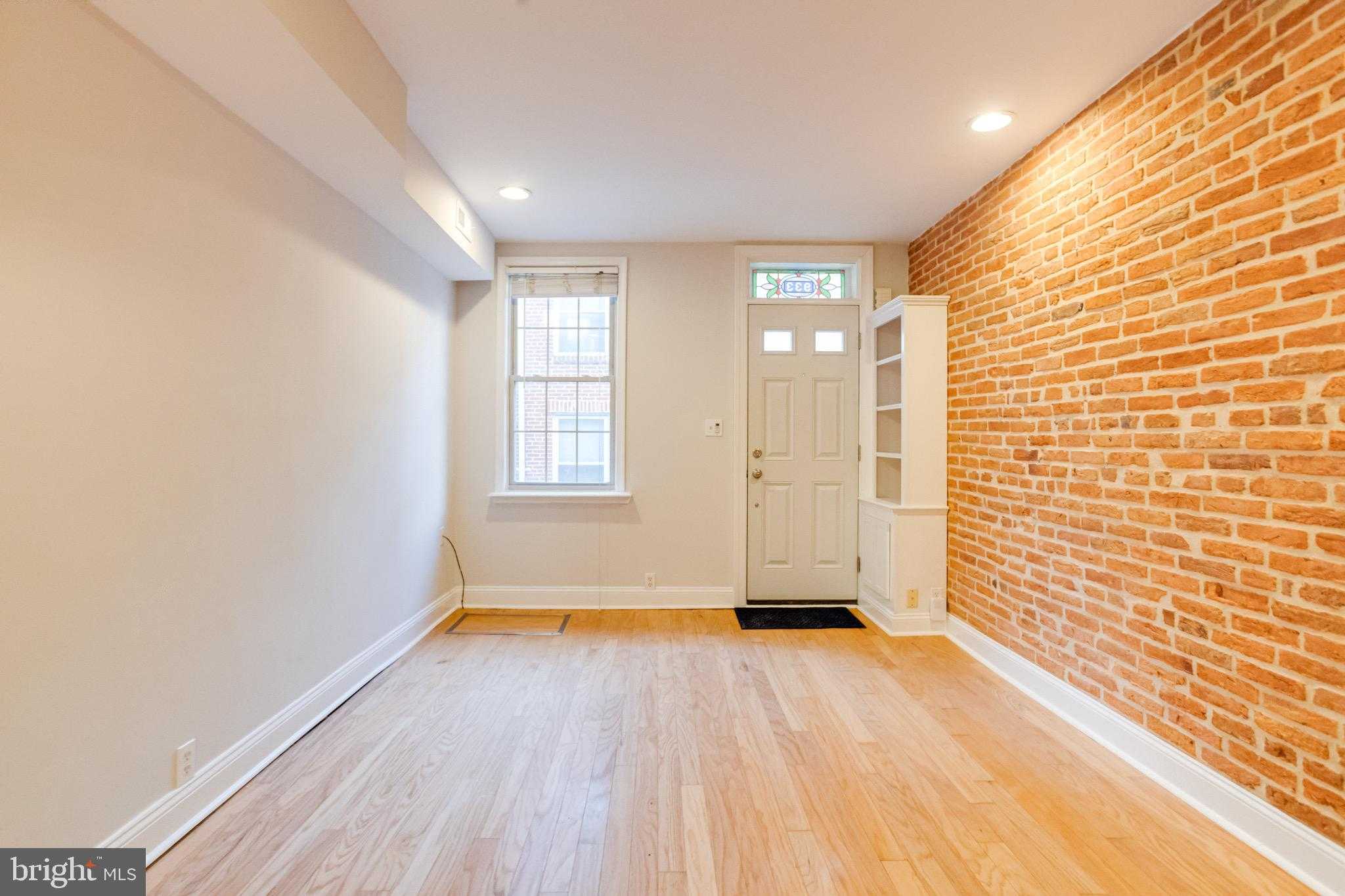 933 S Belnord Ave photo 6