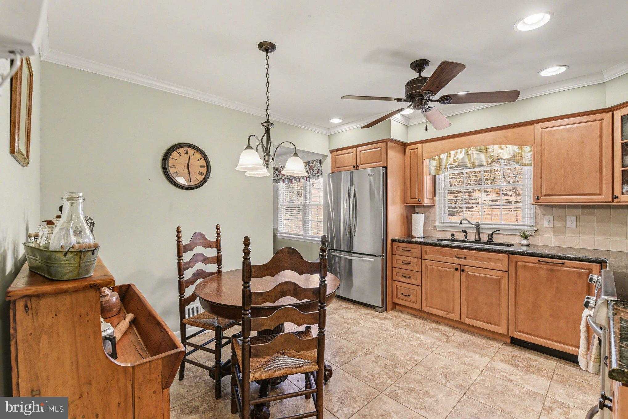 604 Fox Bow Dr photo 10