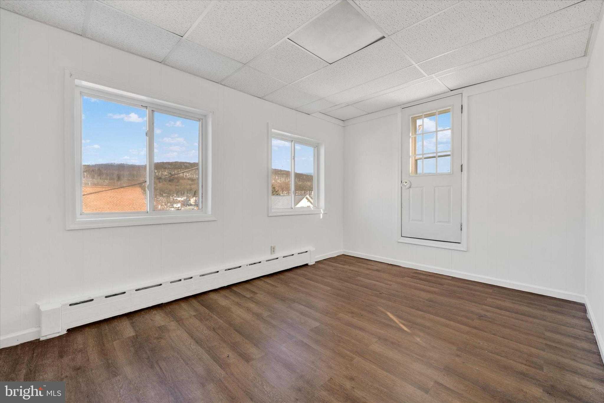 4951 N Walnut St photo 19