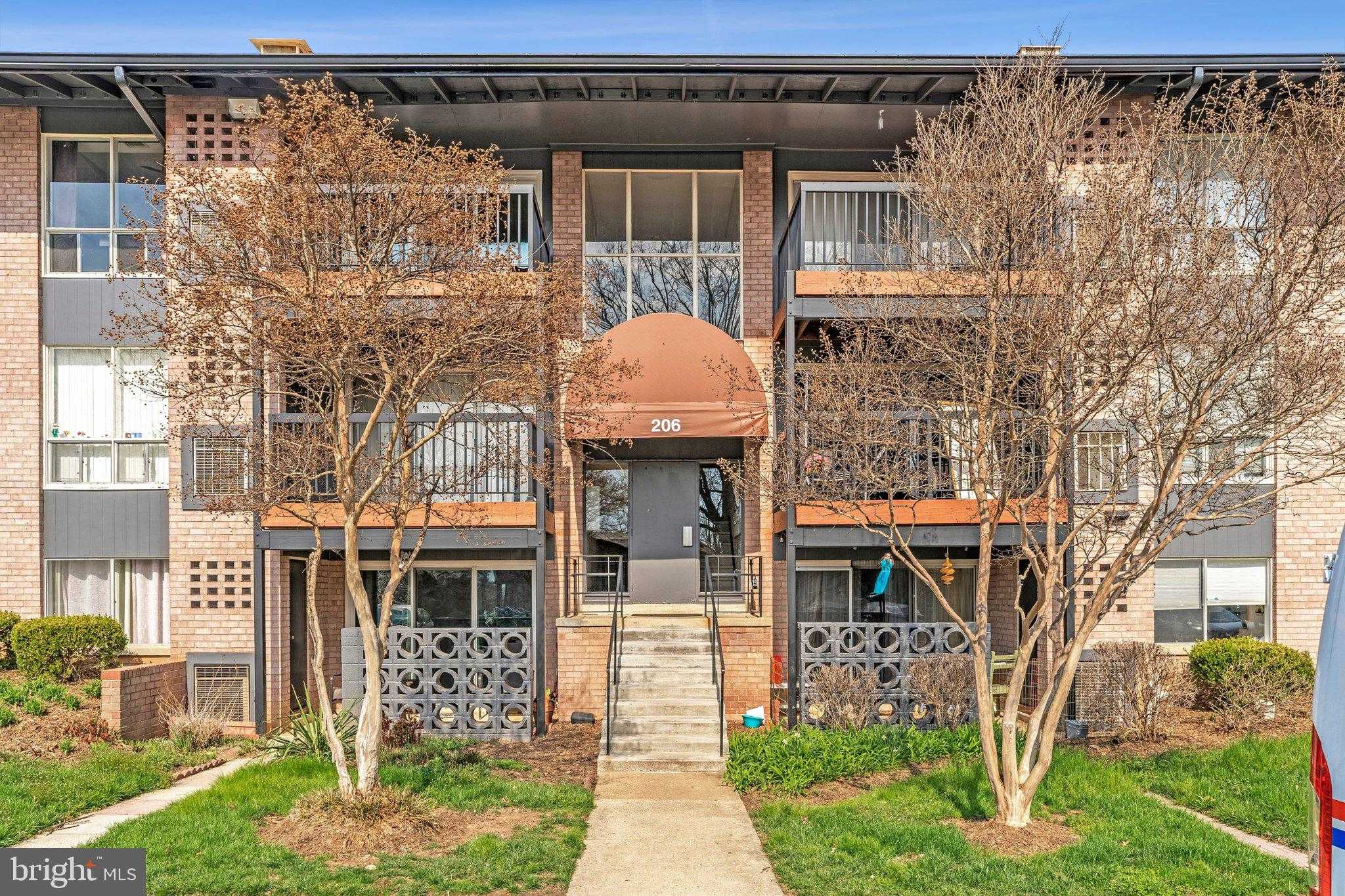 206 Park Terrace Ct SE photo 2