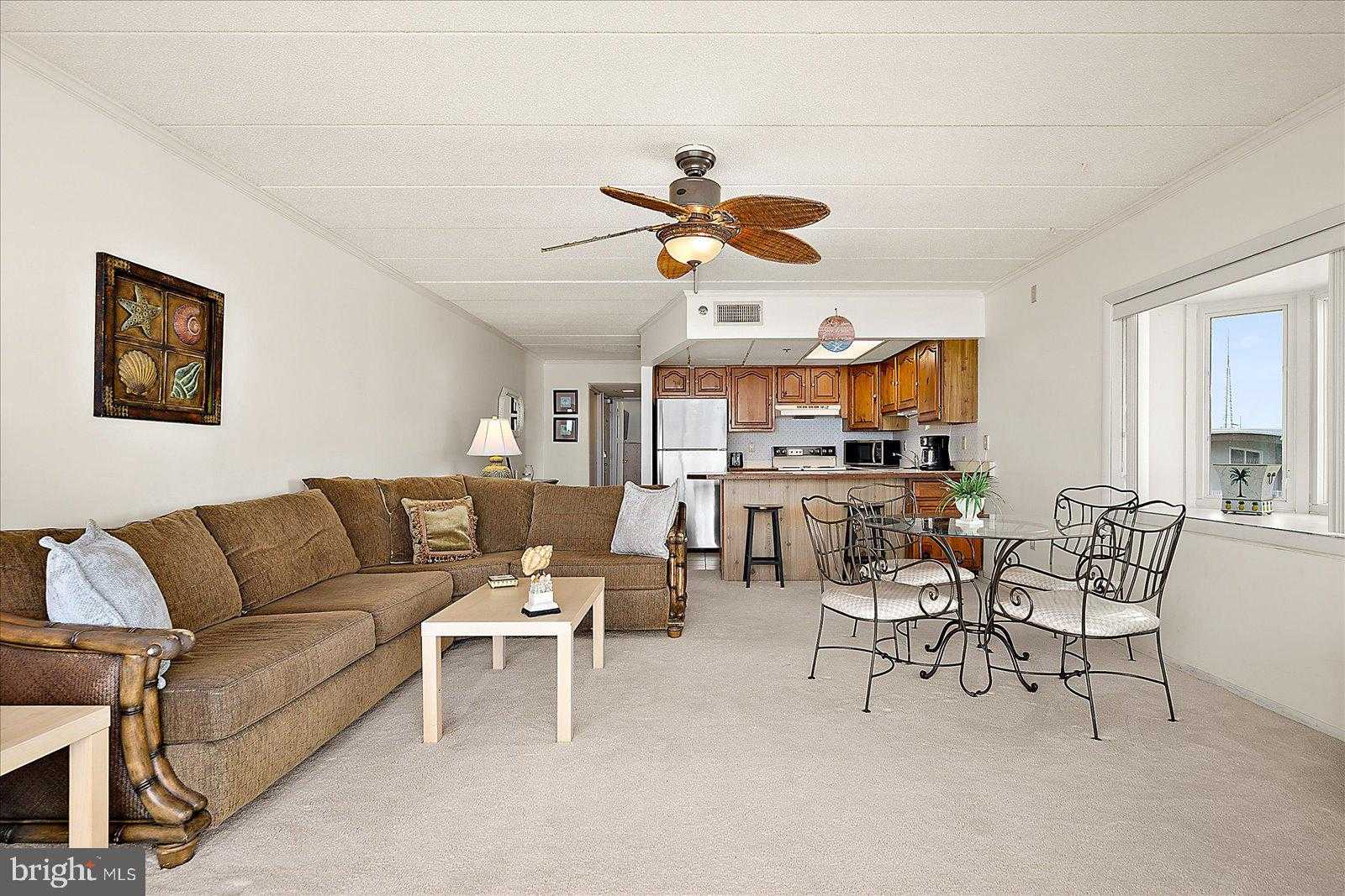 6109 Atlantic Ave Unit 501 photo 11