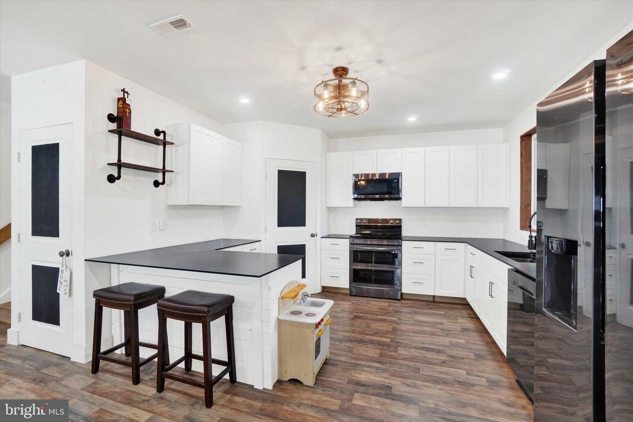 3828 Brownton Rd photo 8