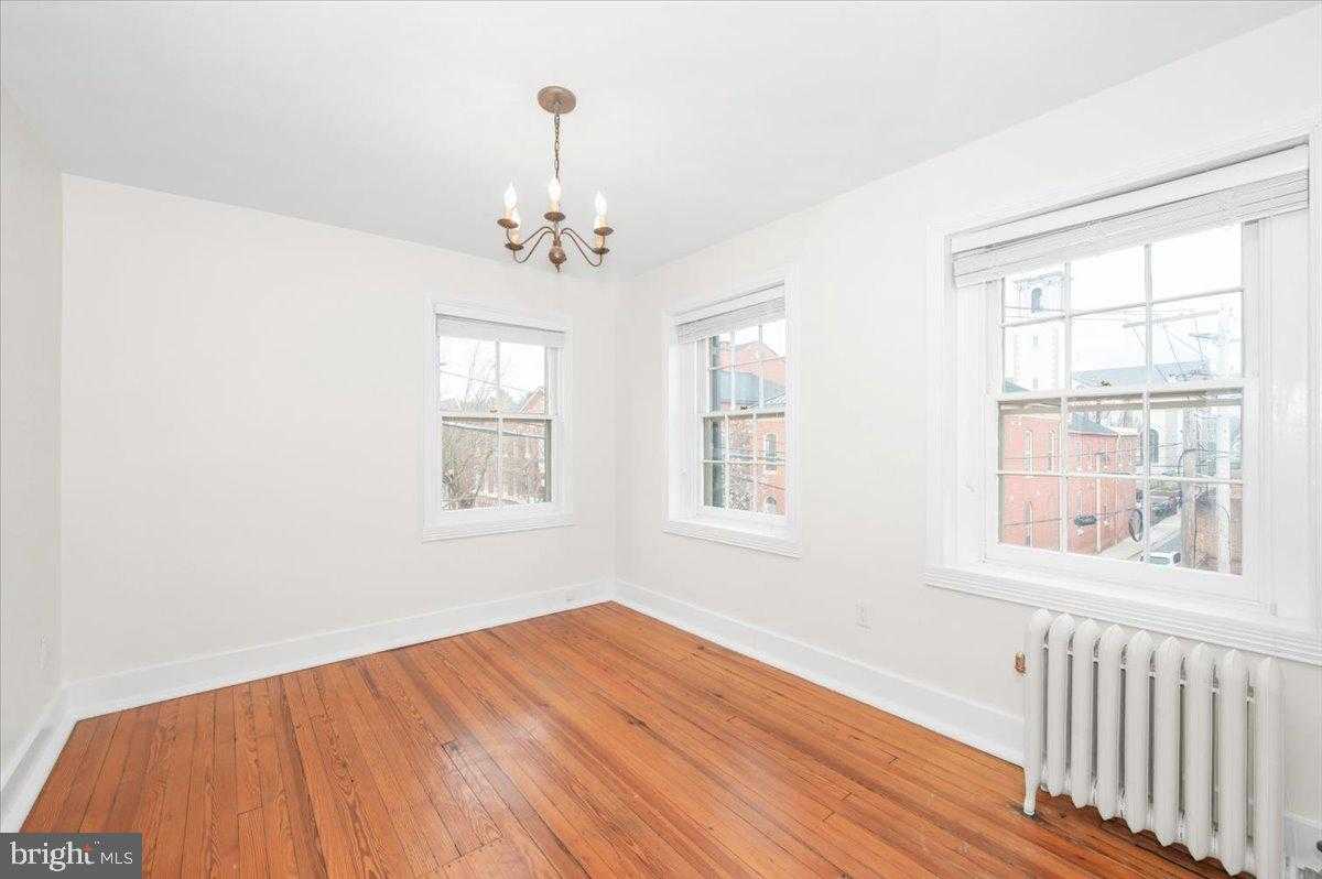 200 E Church St photo 46