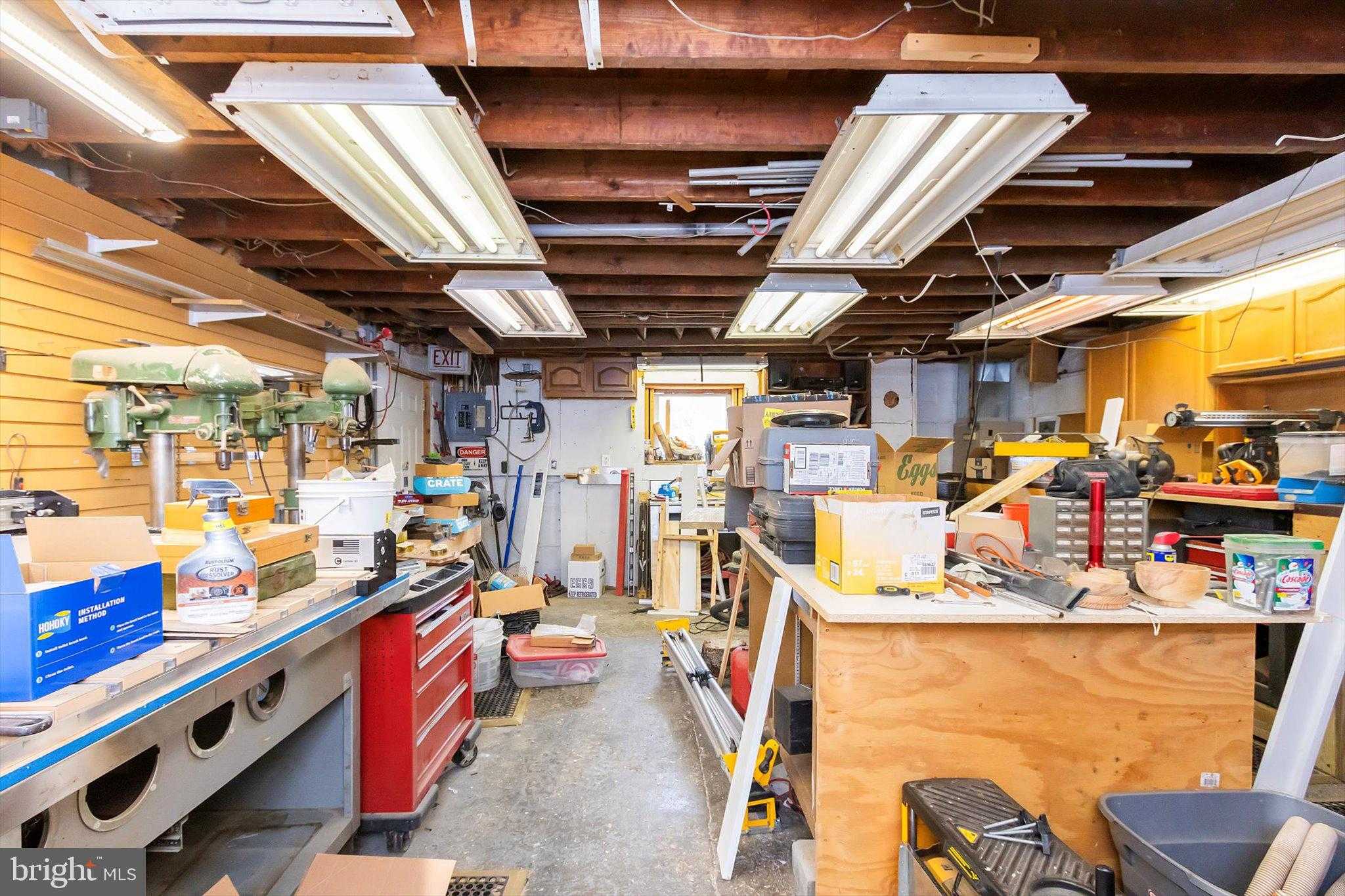 11853 White Hall Rd photo 39