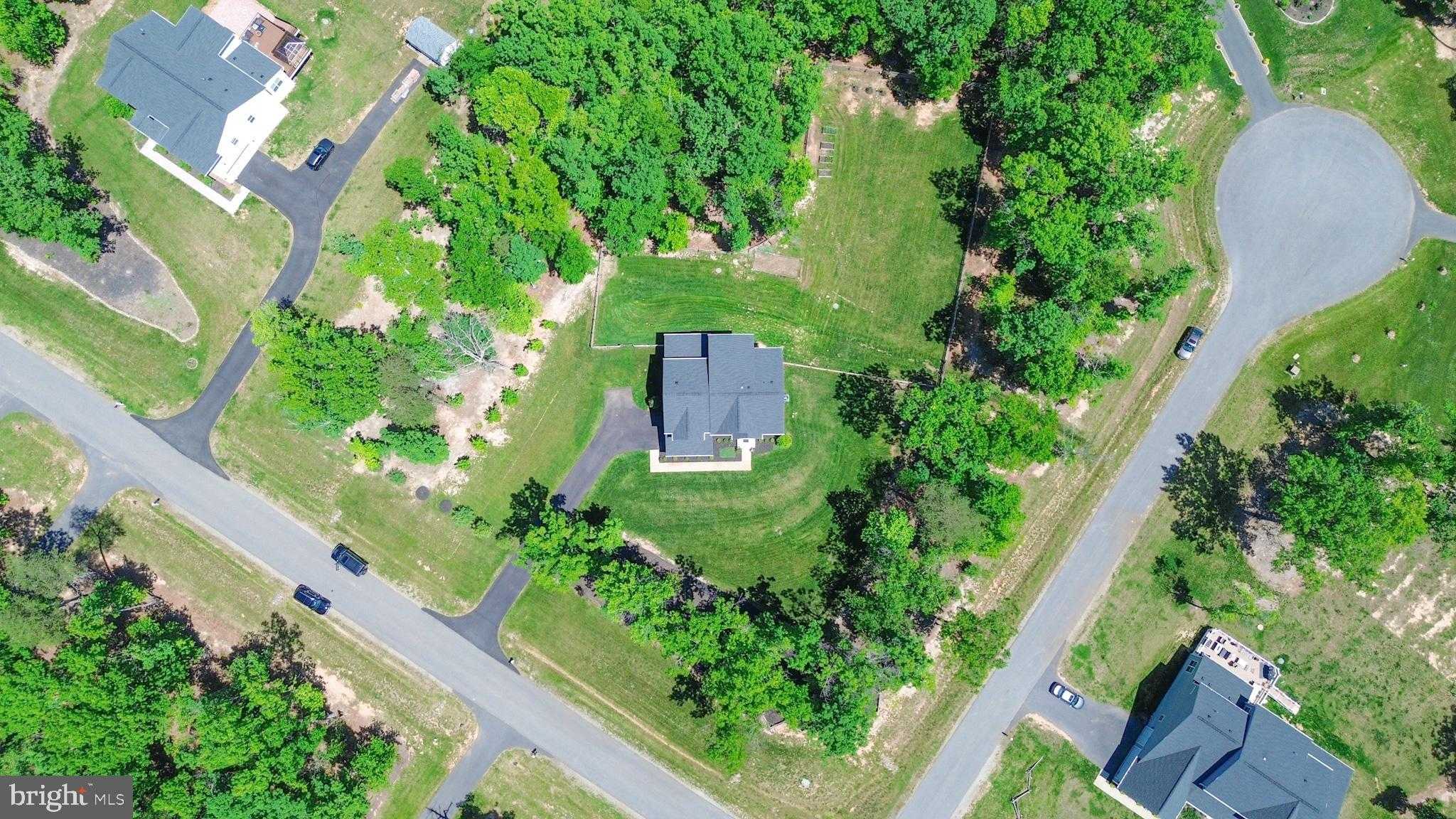 8525 Laroque Run Dr photo 2