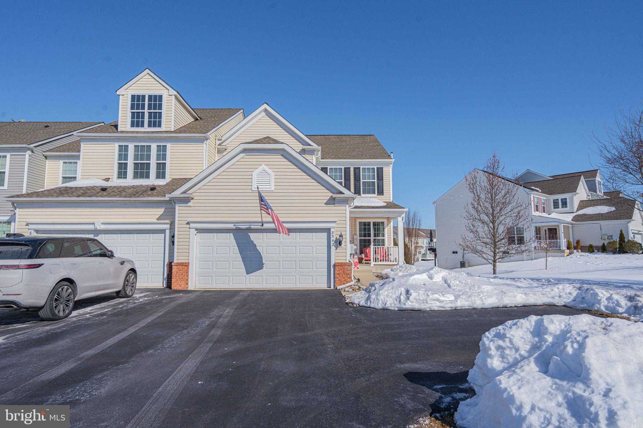 8542 Mayfair CT photo 58