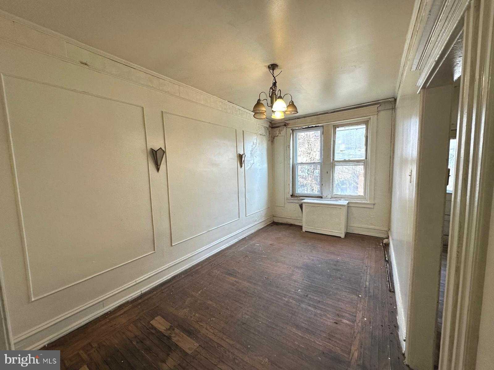 103 N Vogdes St photo 5