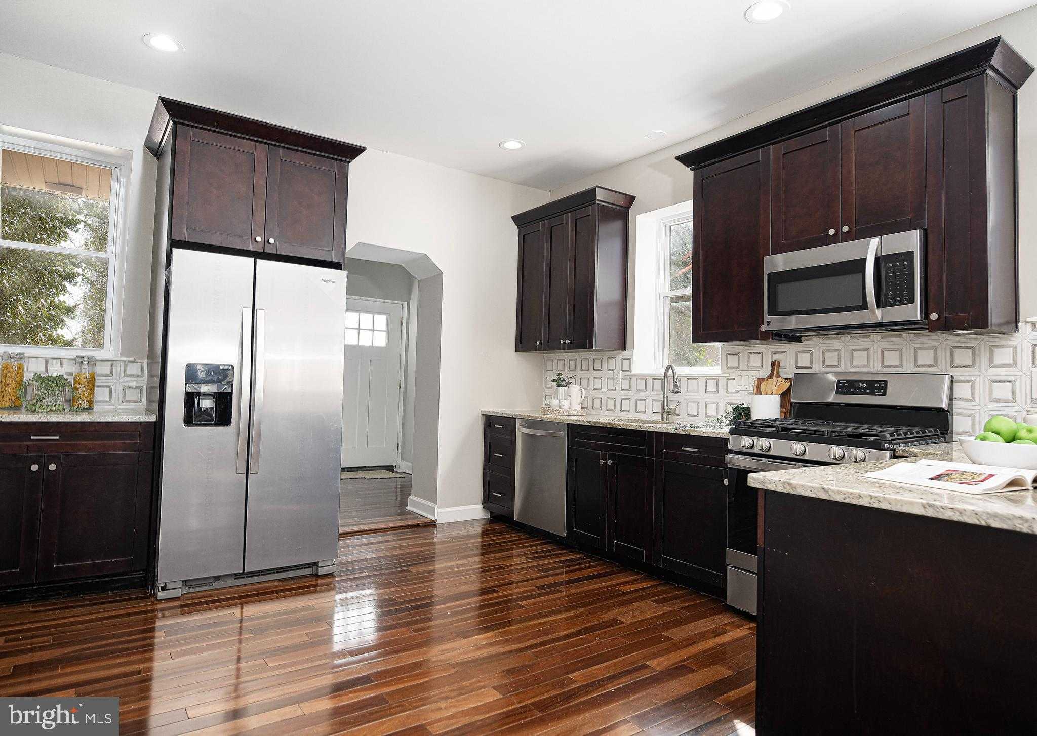 601 N Loudon Ave photo 5