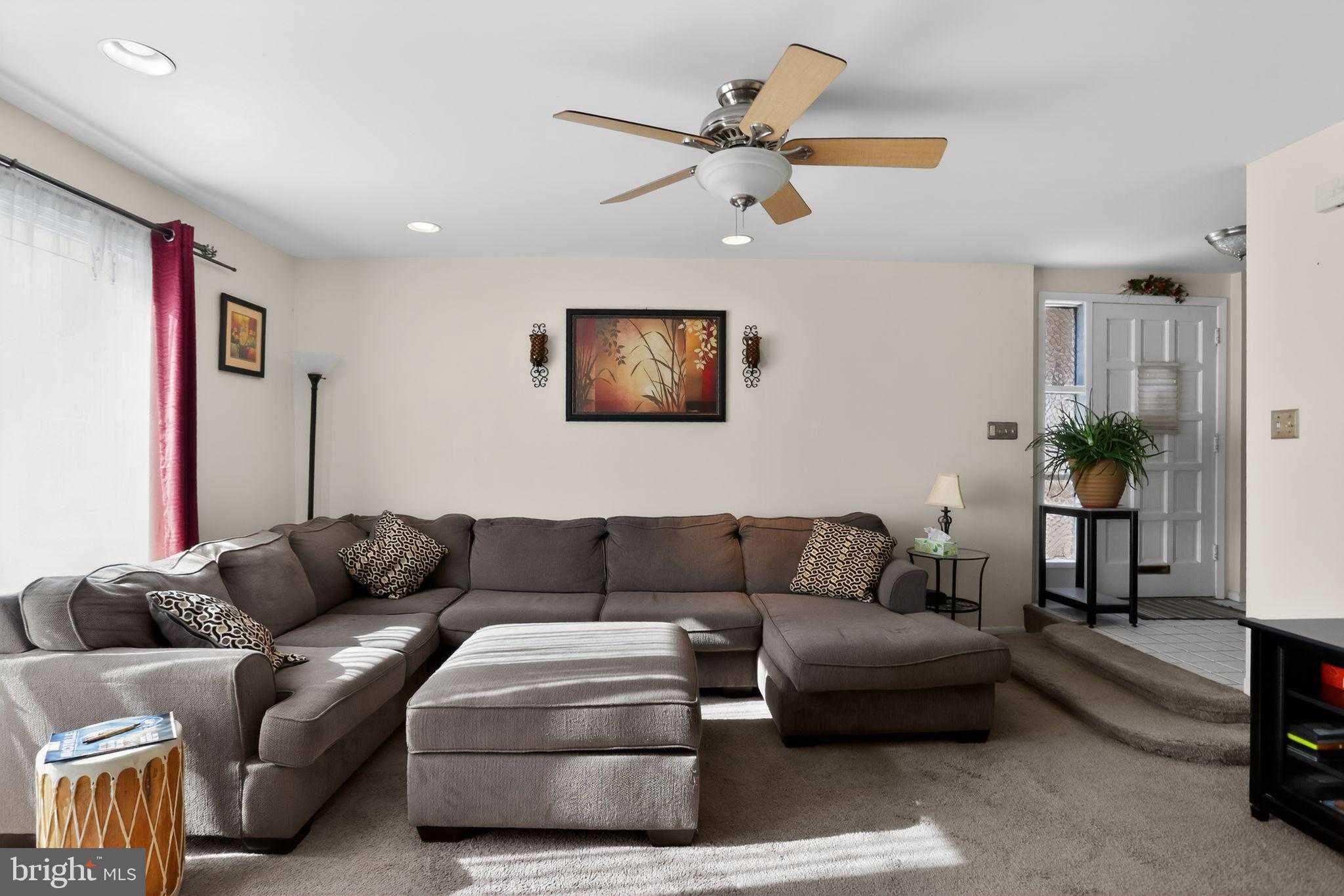 816 Susquehanna Rd photo 3