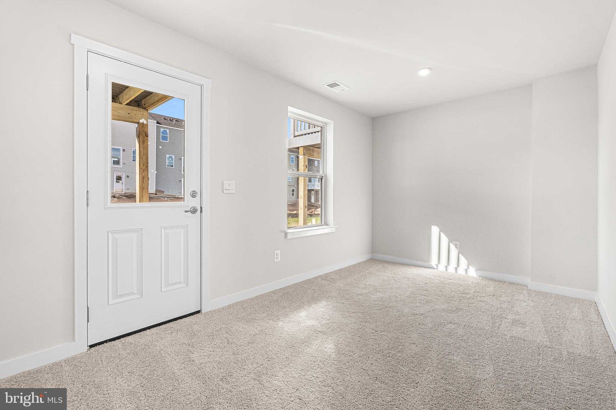 225 Huntwellwest Blvd photo 19