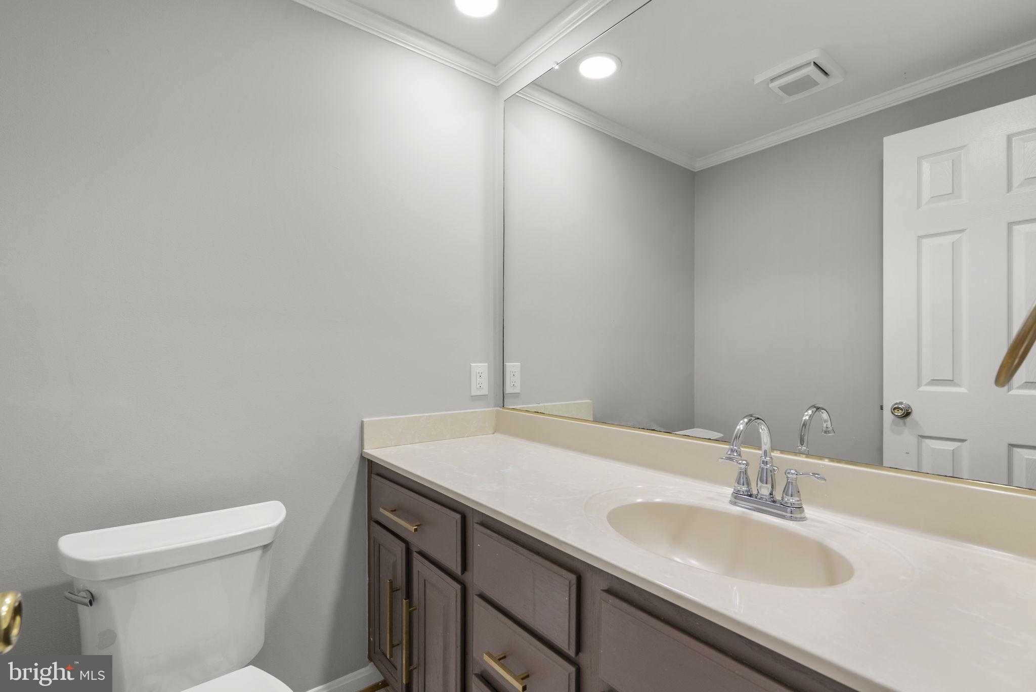 9320 Judge Pl photo 26