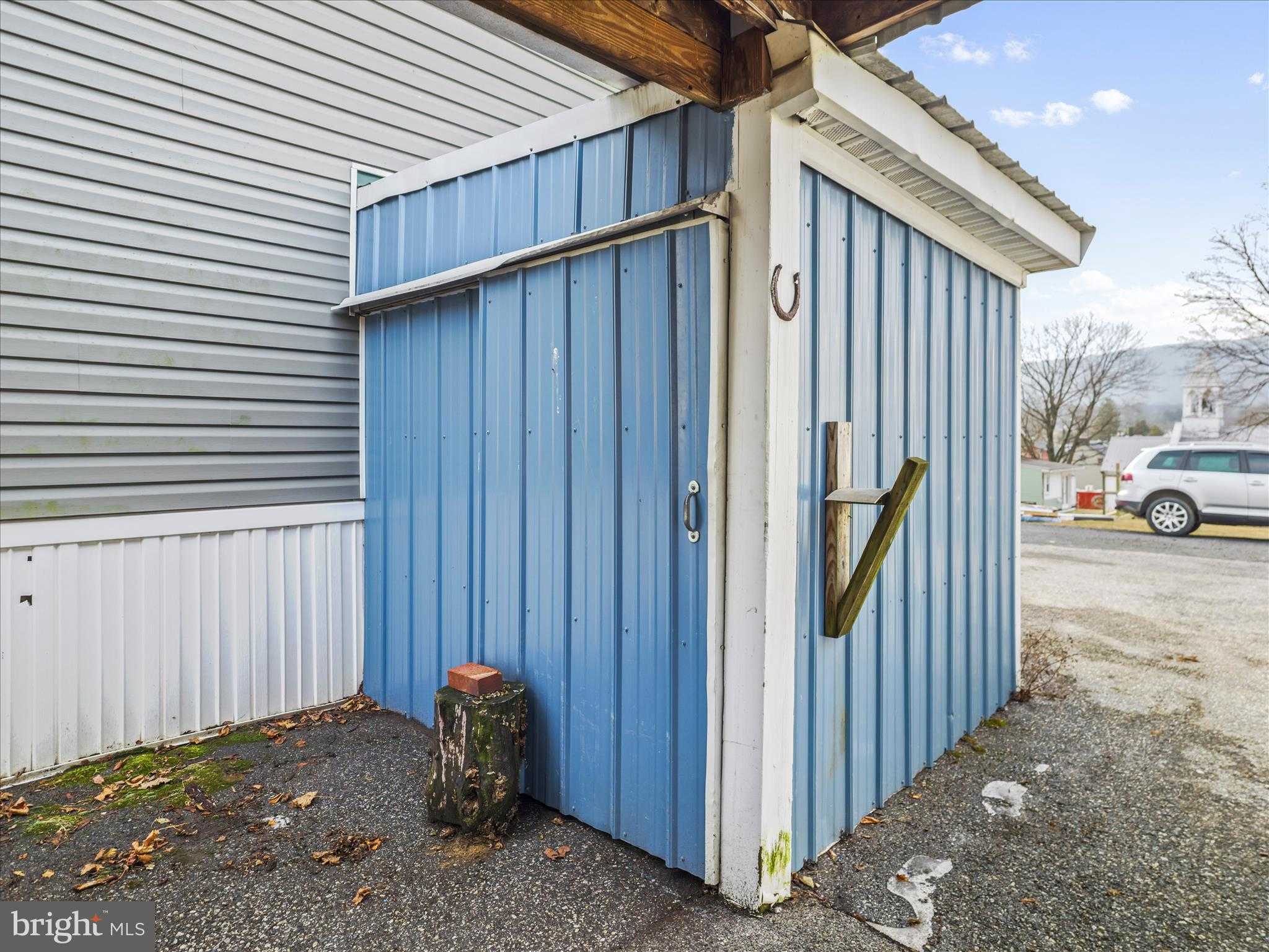 9431 Upper Strasburg Rd photo 32