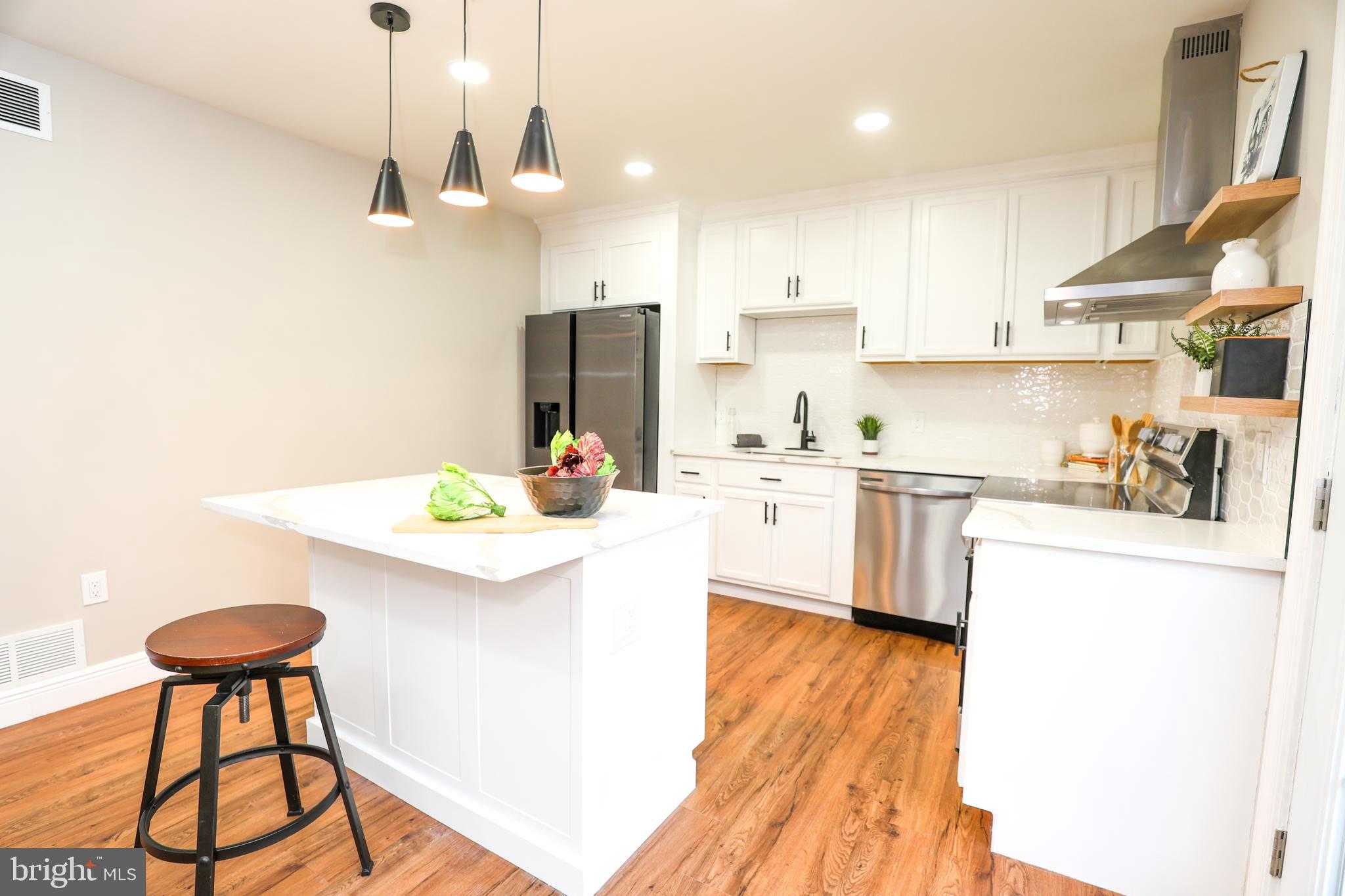 1500 Rosedale Ave photo 11