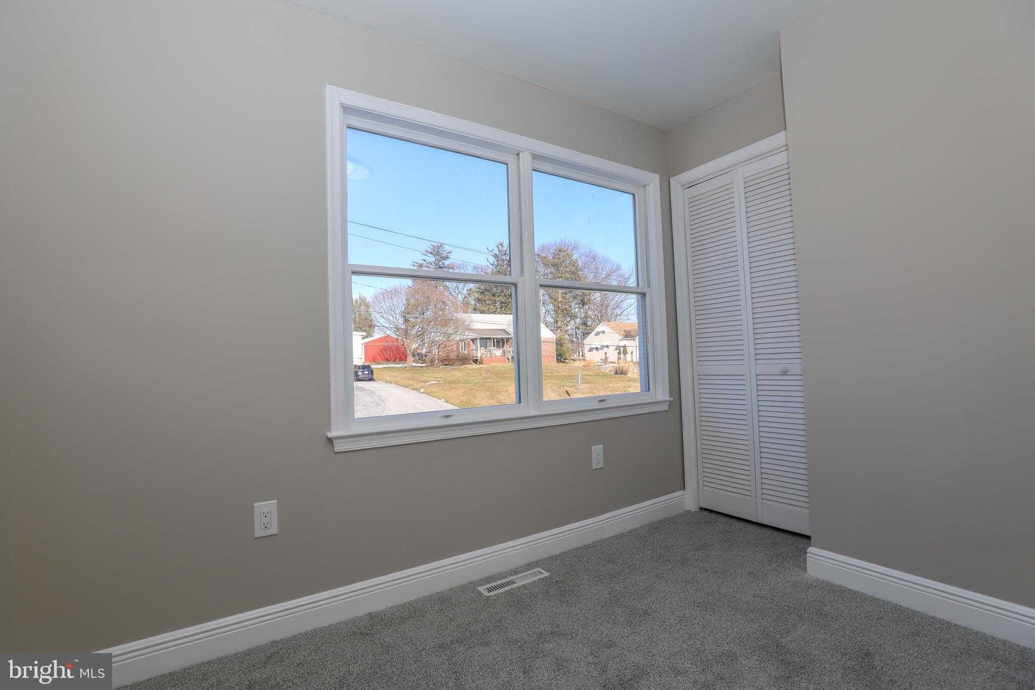 1500 Rosedale Ave photo 22