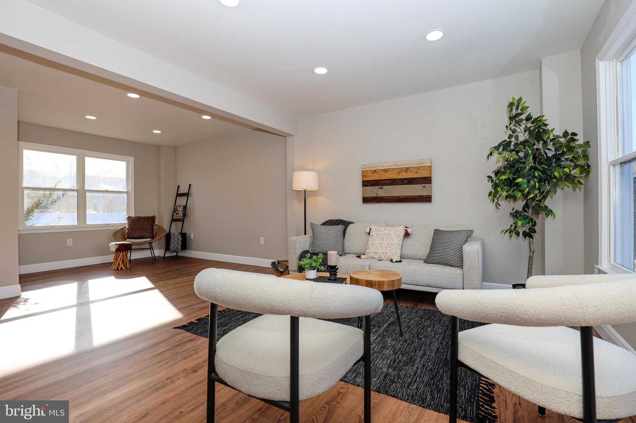 1500 Rosedale Ave photo 4