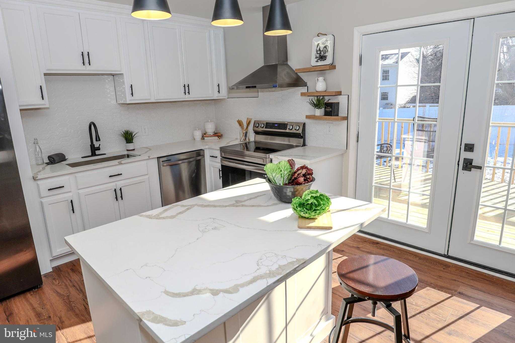 1500 Rosedale Ave photo 9