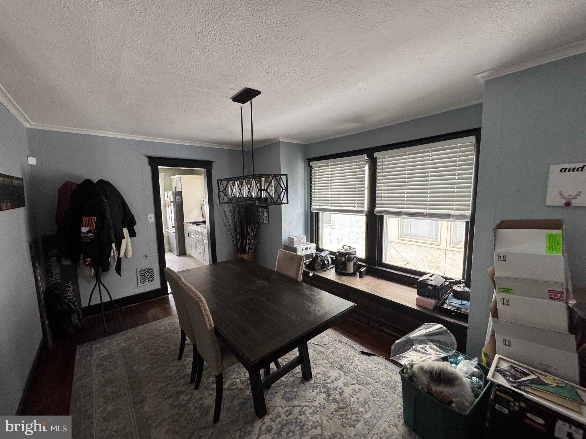 405 Carsonia Ave photo 7