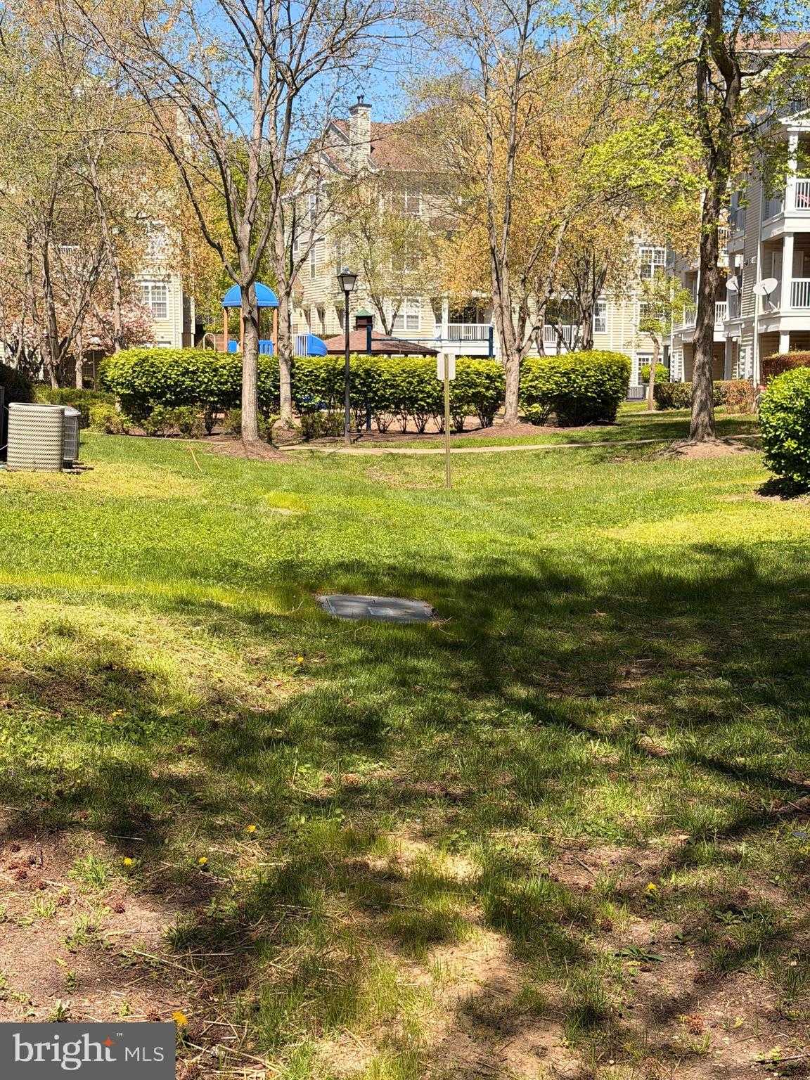 14401 Hampshire Hall Ct photo 6